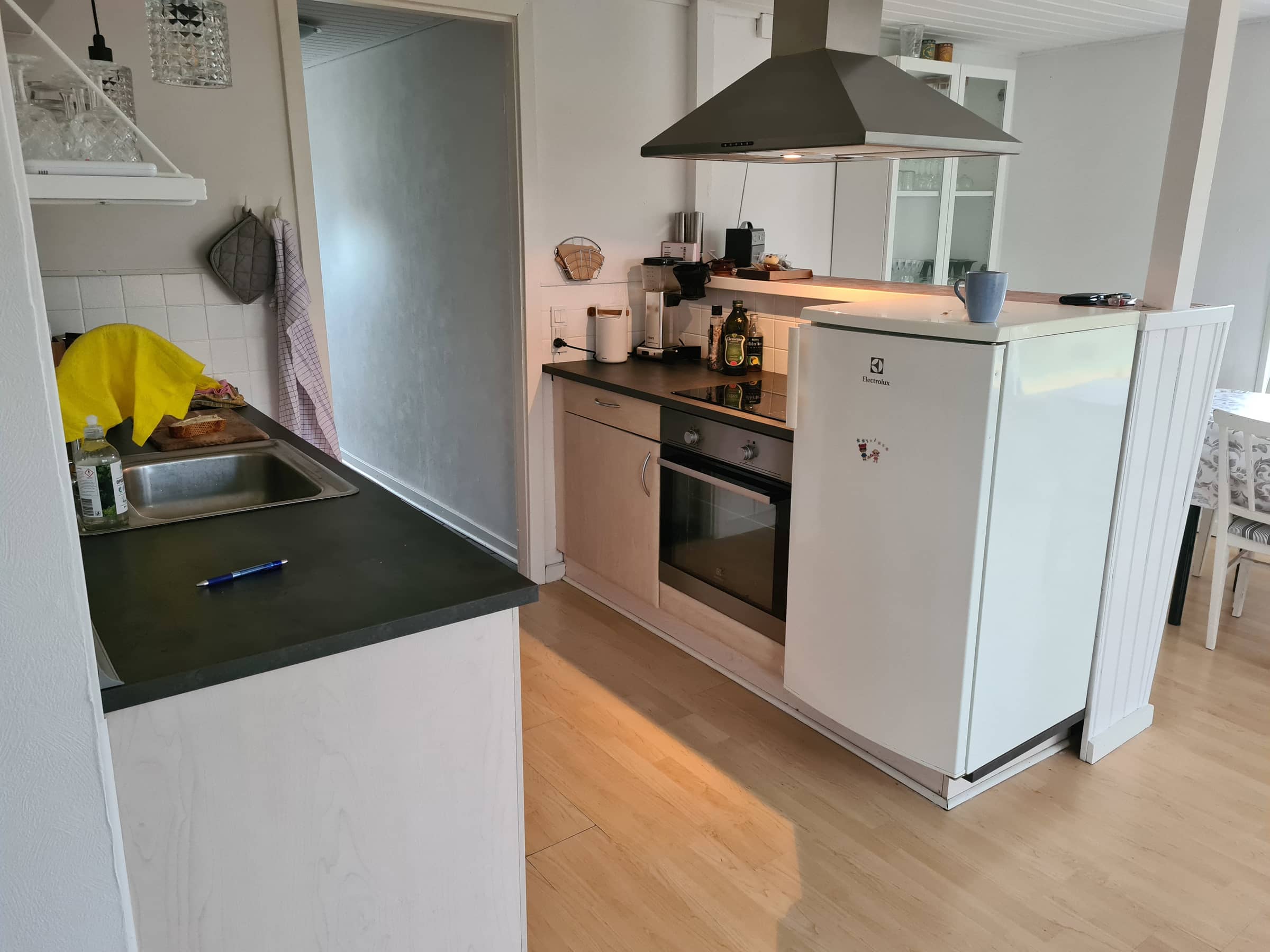 Sommerhus fuld af hygge og feriestemning billede 4