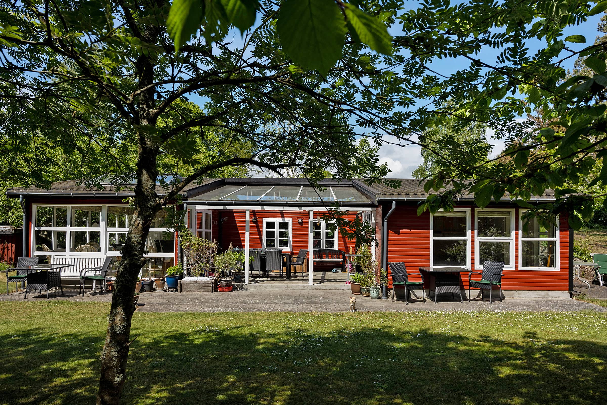 Dejligt sommerhus i rekreativt område billede 2