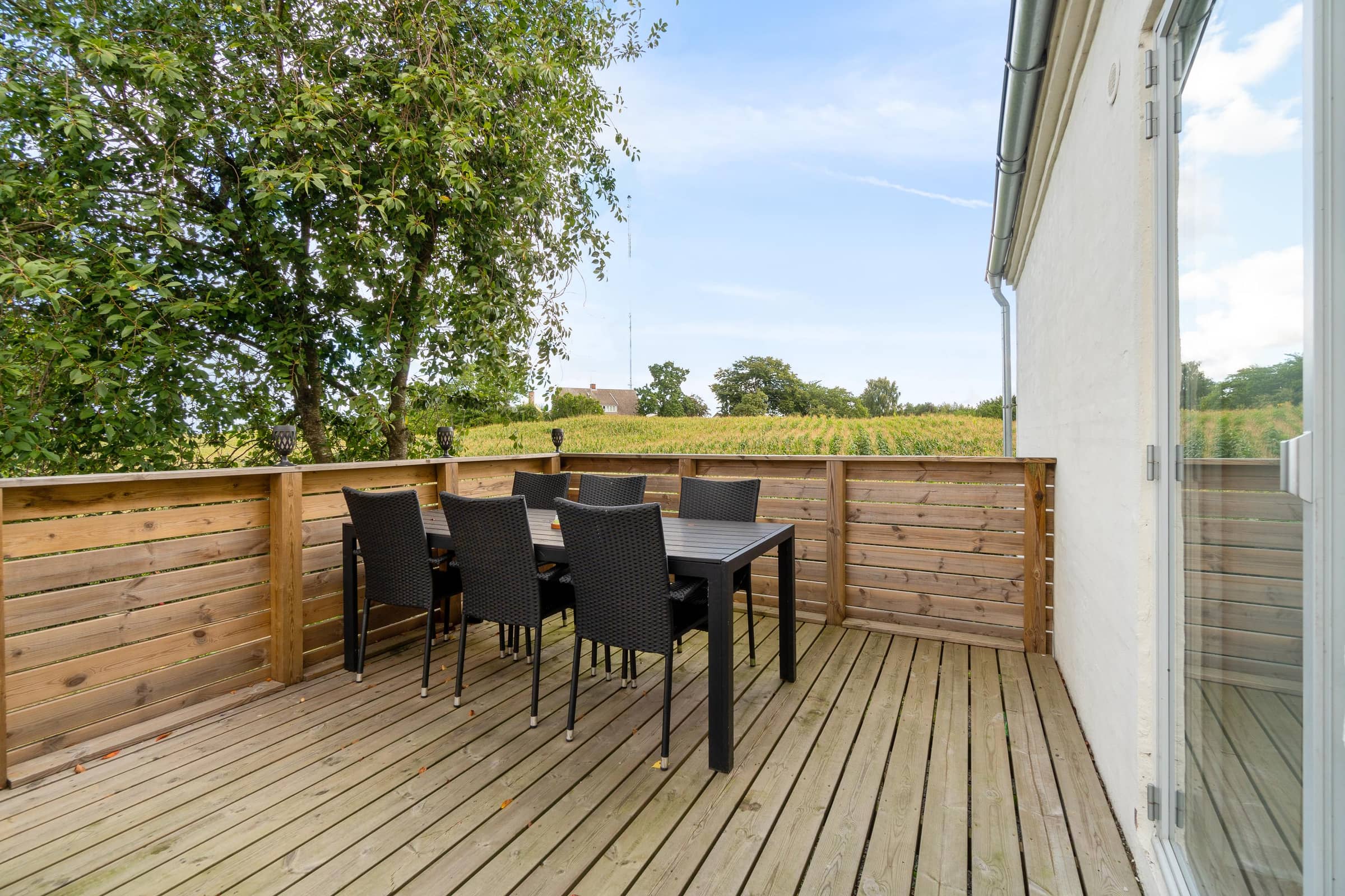 Dejligt sommerhus i idylliske omgivelser billede 3