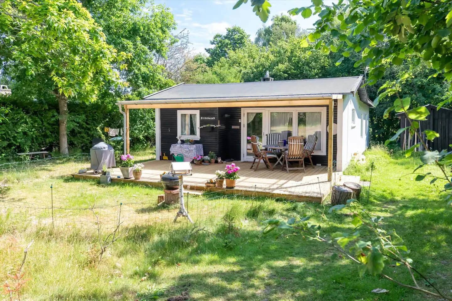 Hyggeligt sommerhus ved pragtfuld strand og skov billede 3