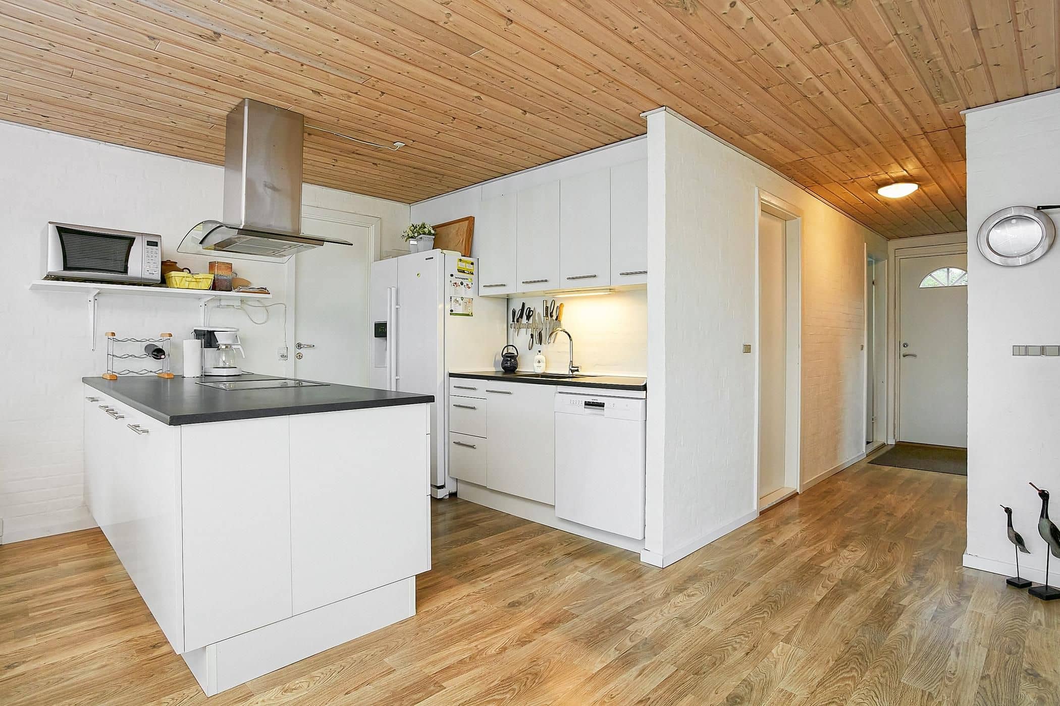 Ny renoveret sommerhus  inkl. rengøring og linned billede 3