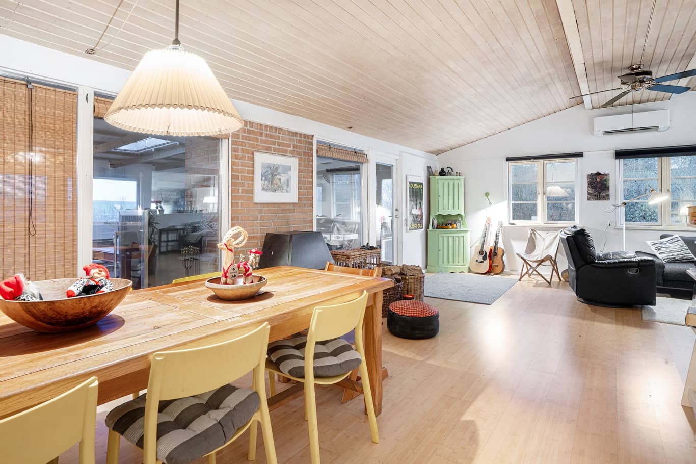 Skønt beliggende sommerhus i Dronningmølle billede 5