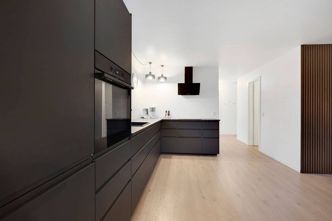 Flot ny-renoveret sommerhus, 300 meter fra vandet billede 4