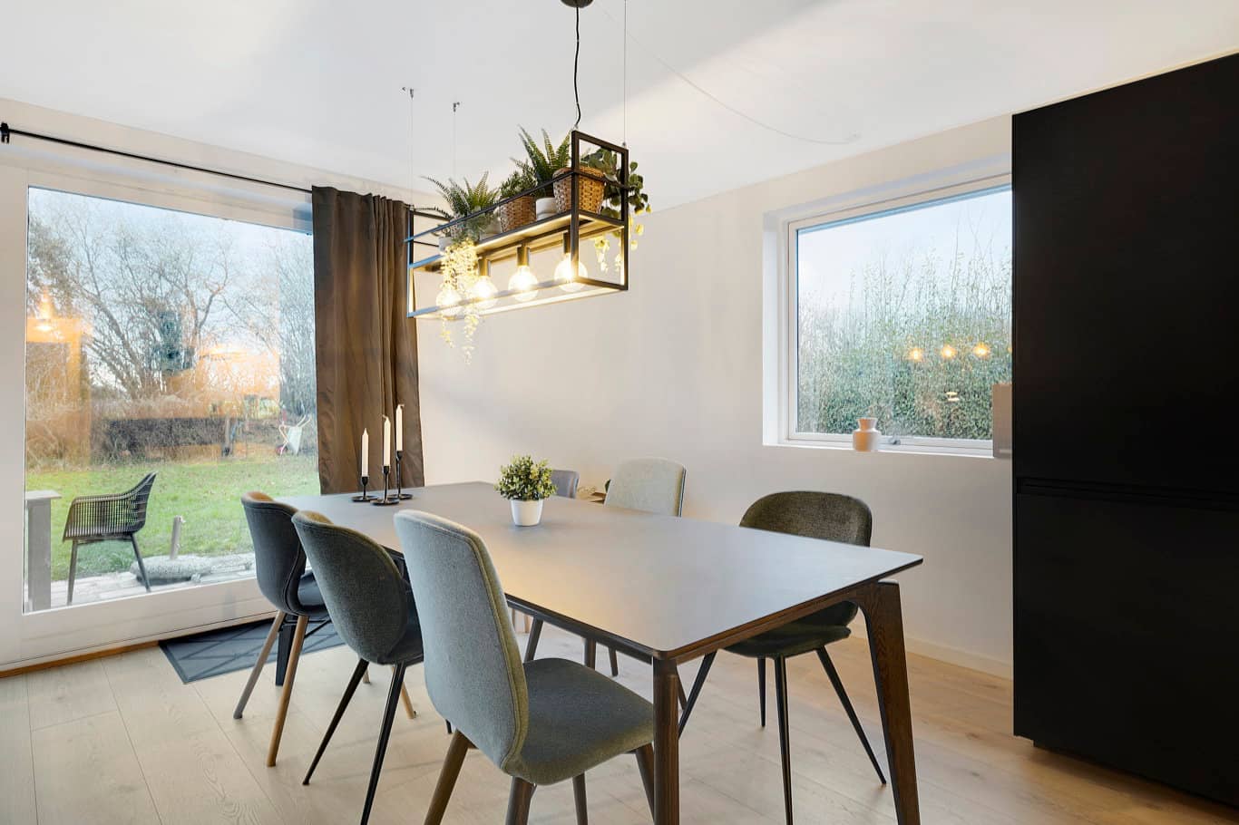 Flot ny-renoveret sommerhus, 300 meter fra vandet billede 5