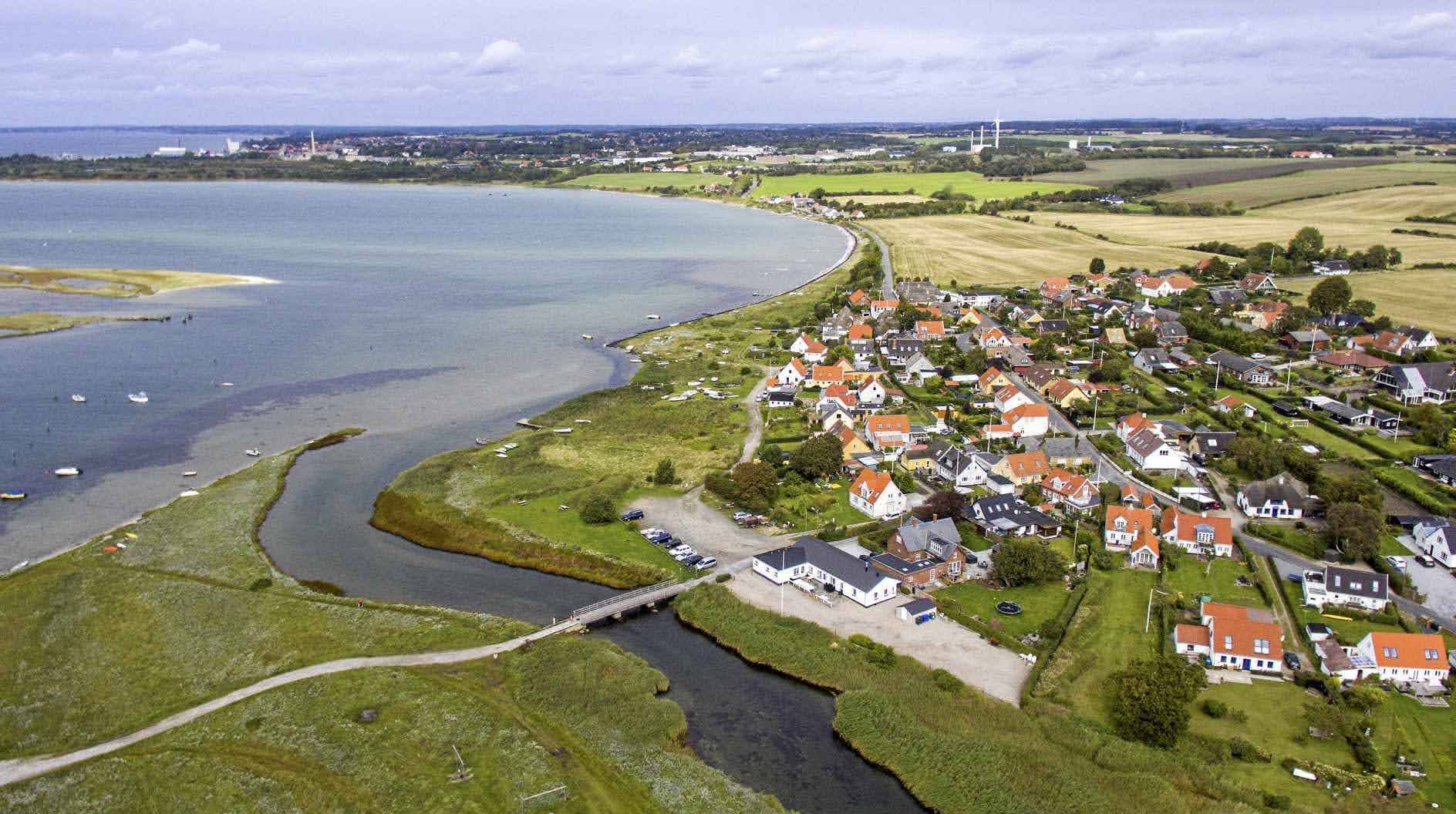 Fynsk sommerhus med fantastisk havudsigt  billede 2