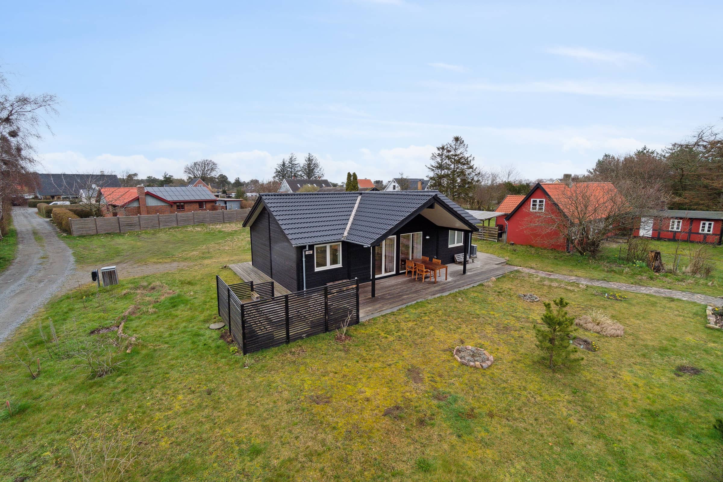 Moderne helårsisoleret hus med alt du behøver! billede 3