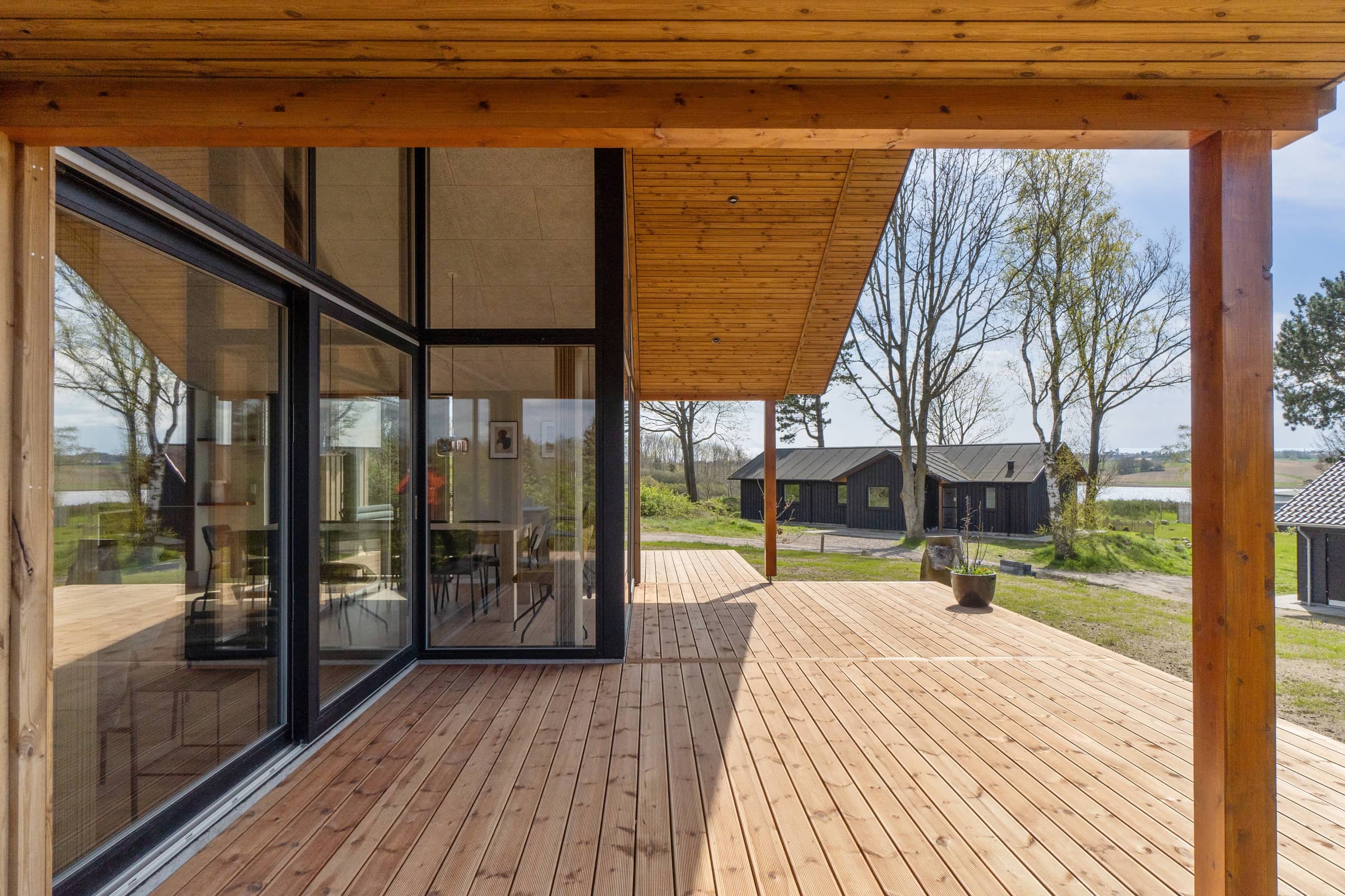 Imponerende sommerhus, ved Helsnæs Bugt! billede 3