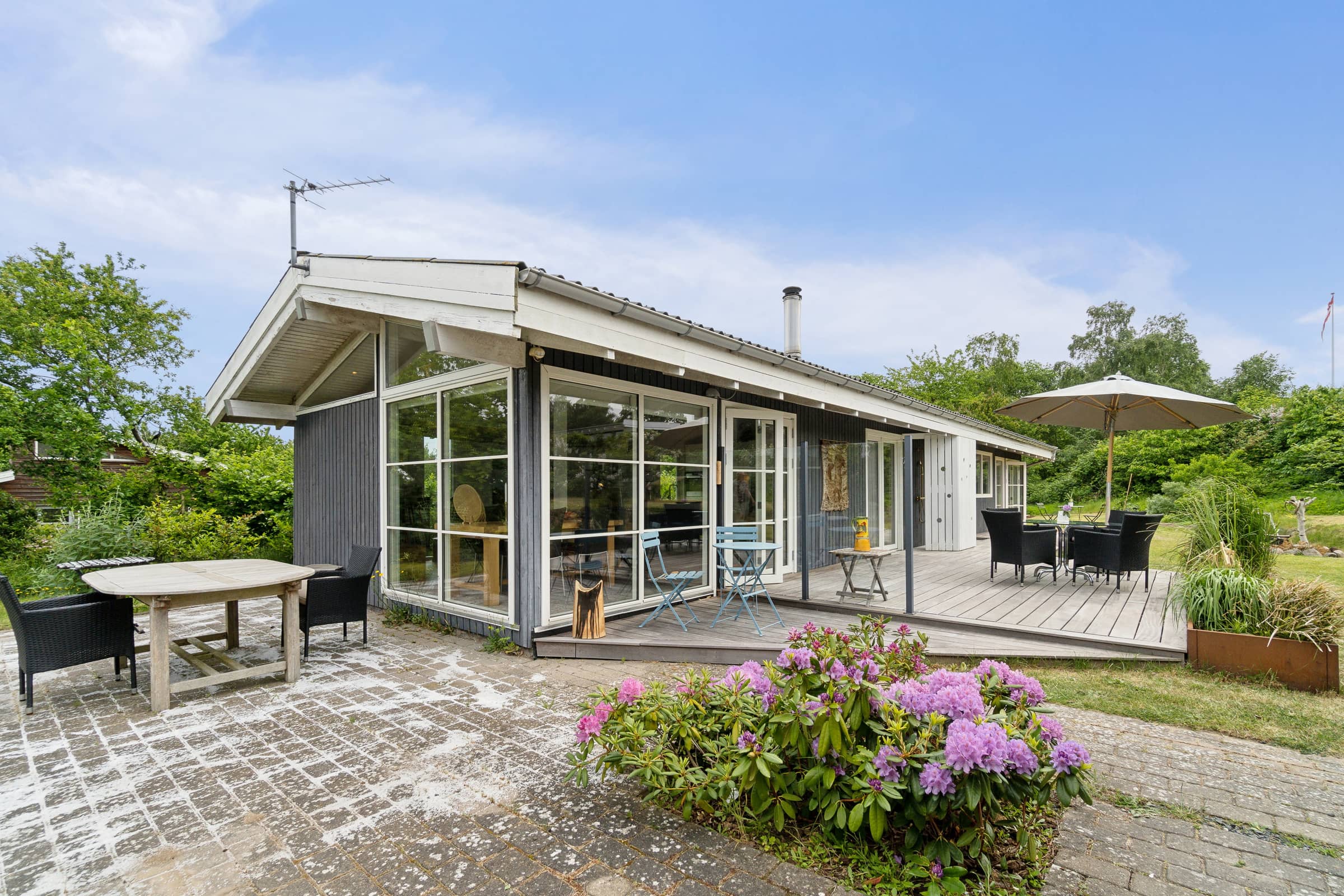Skønt og stort sommerhus nær ved Roskilde Fjord billede 3
