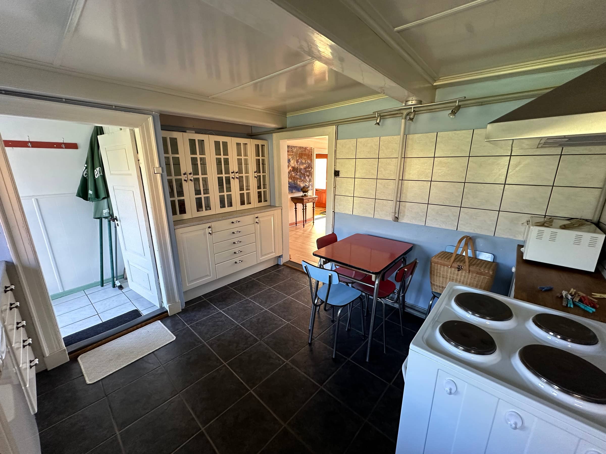 Hyggelig, ældre ejendom på Ærø. billede 3