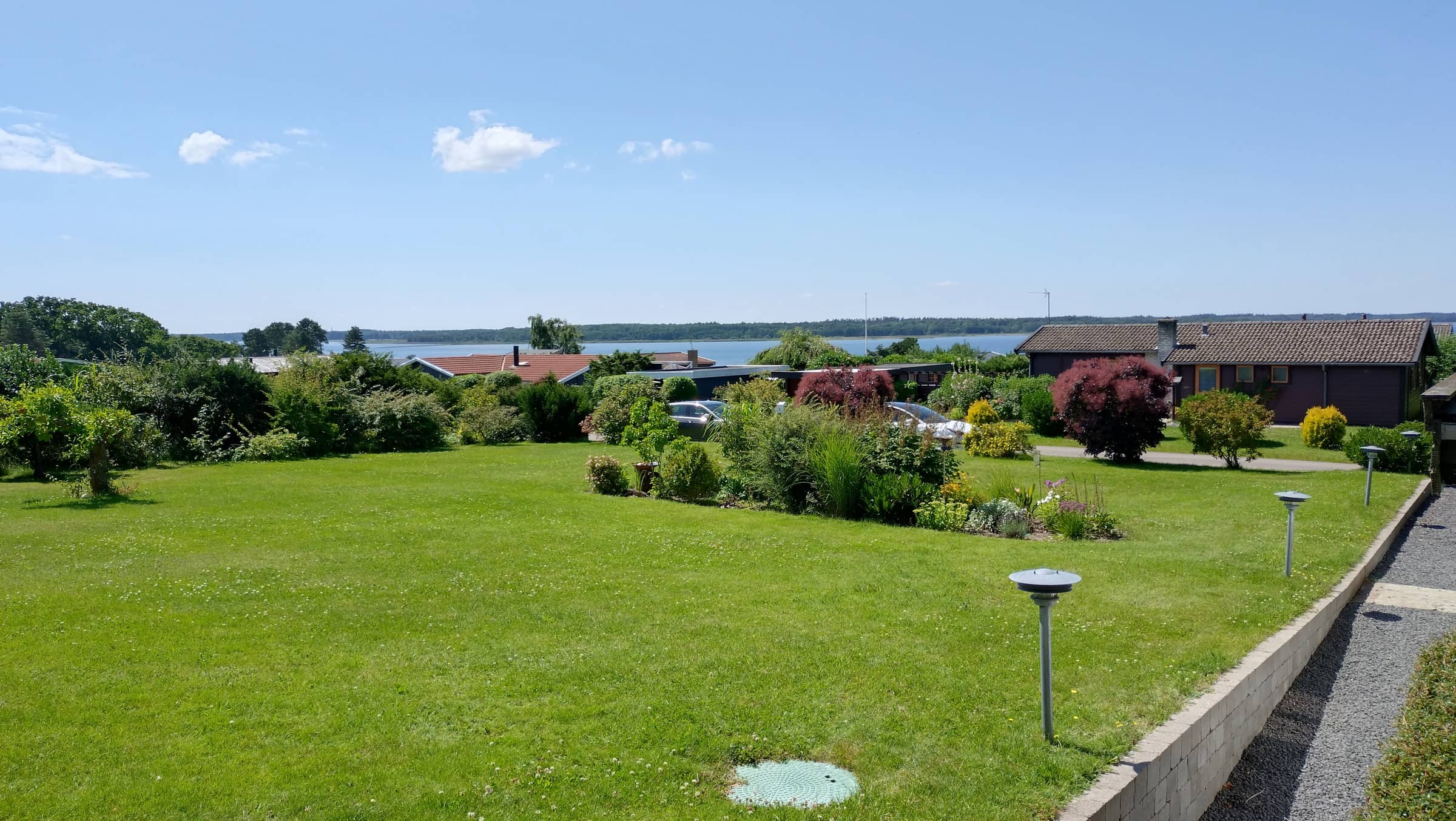 Hyggeligt sommerhus med fantastisk udsigt! billede 3