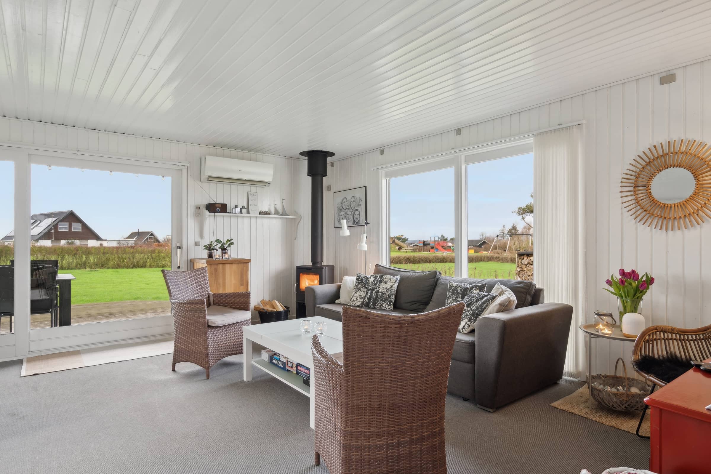 Hyggeligt sommerhus tæt på stranden billede 4