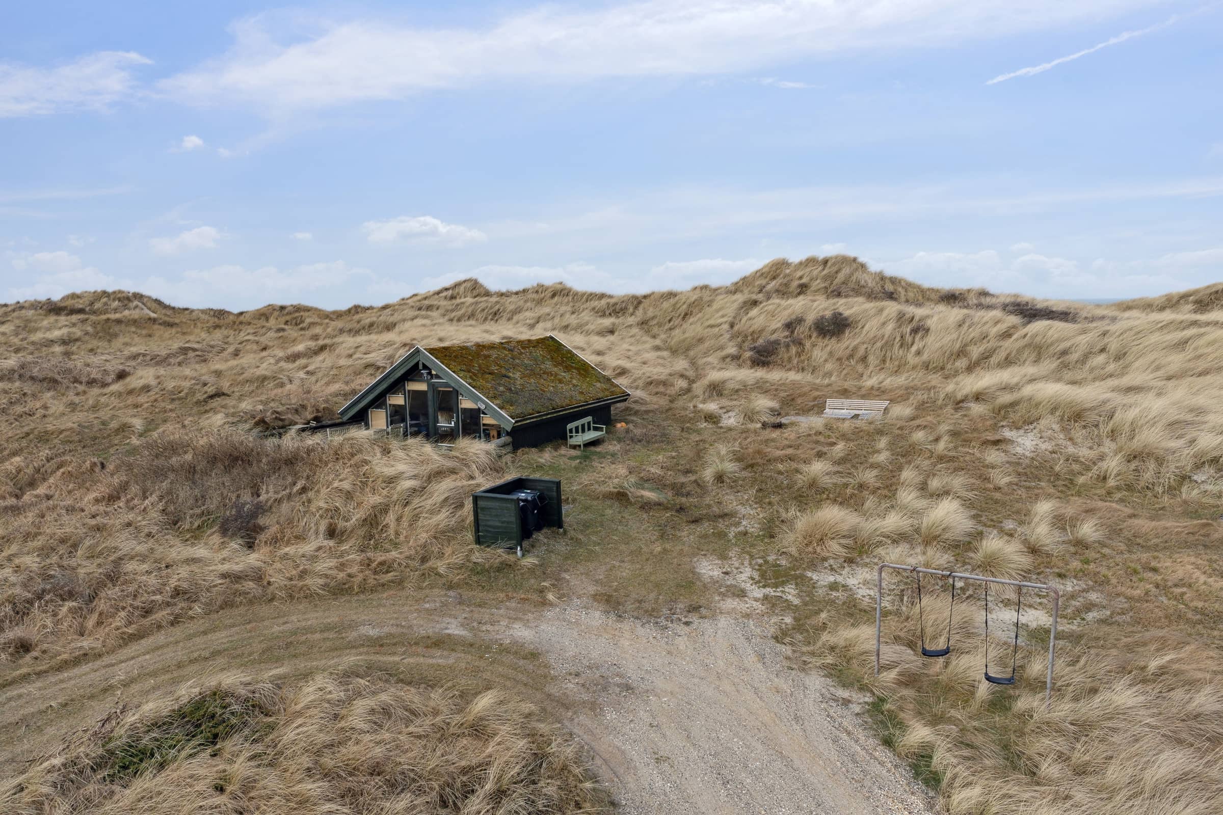 Sommerhusidyl i første klitrække  billede 2