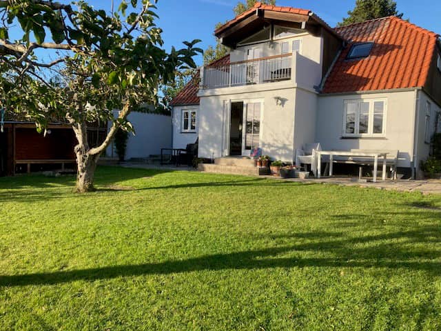 Skønt sommerhus med fantastisk udsigt på Femø billede 4
