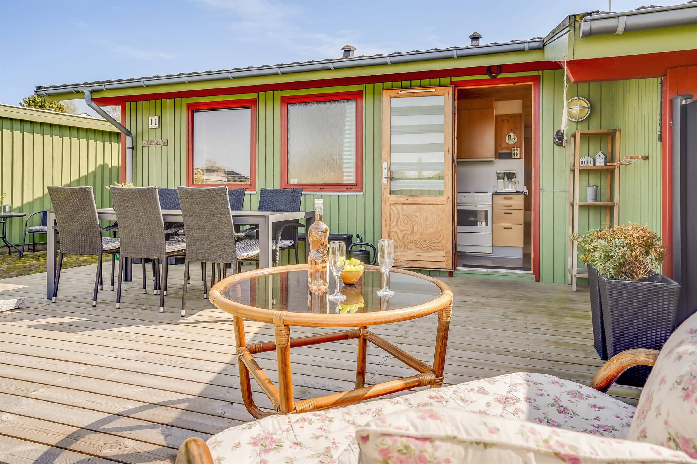 Hyggeligt sommerhus tæt på strand og oplevelser billede 2