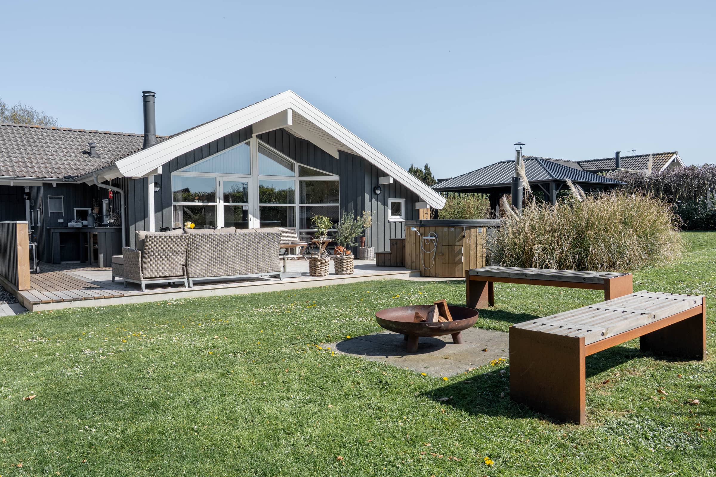 Hyggeligt sommerhus i naturrige omgivelser billede 4