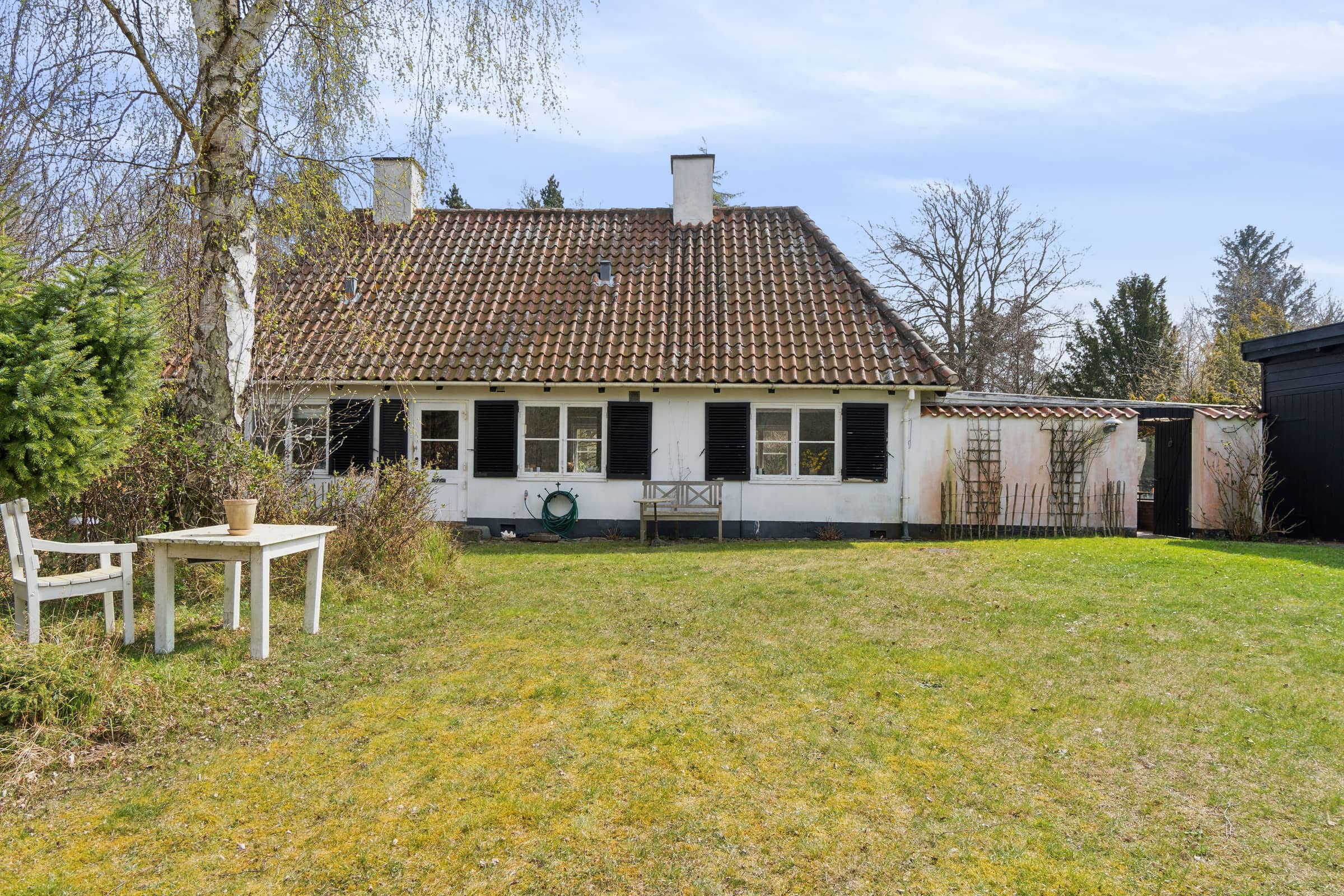 Charmerende lokalt hus med 5000m2 have og skov billede 2
