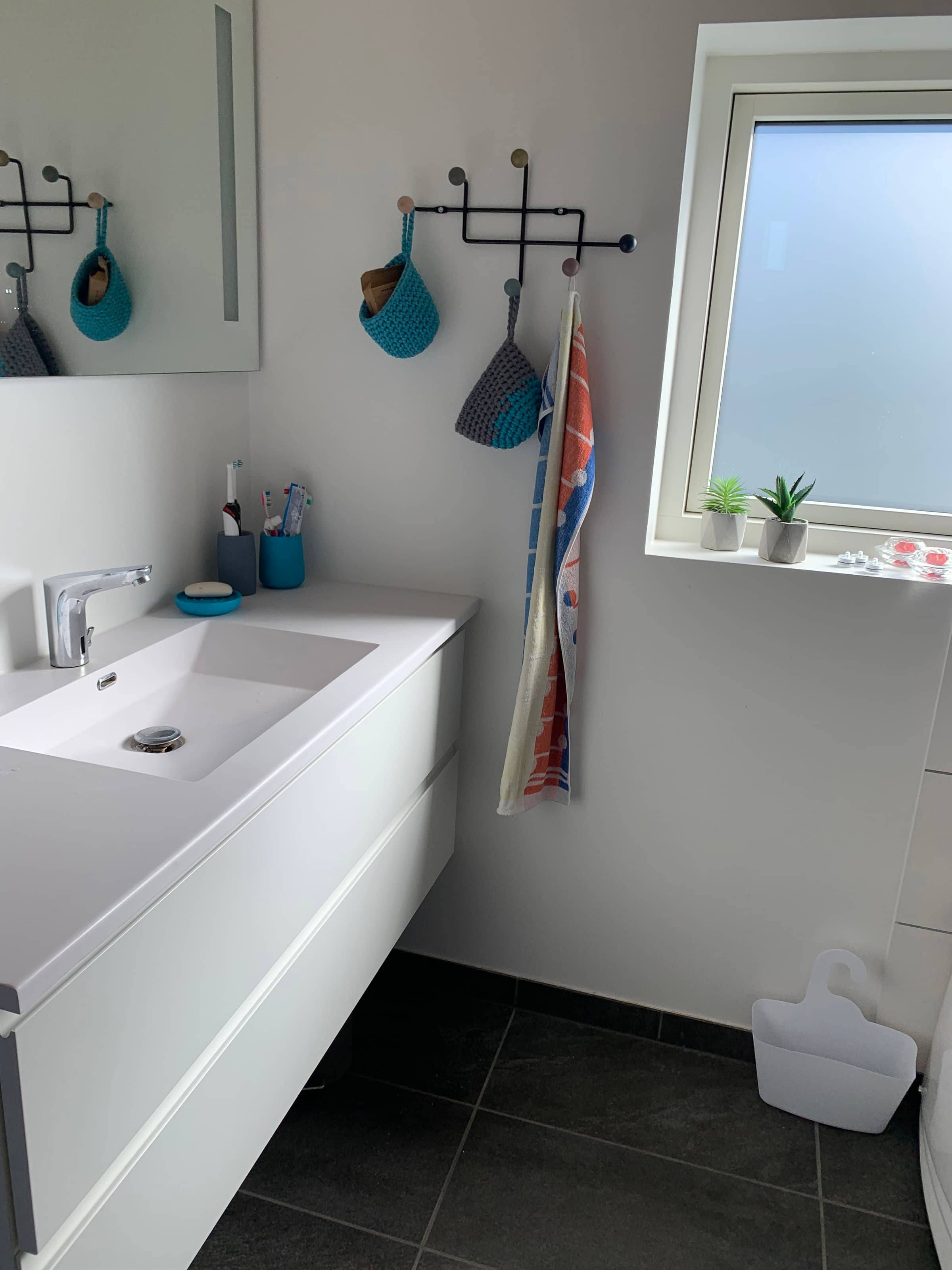 Lyst sommerhus m havudsigt og stor indhegnet have billede 5