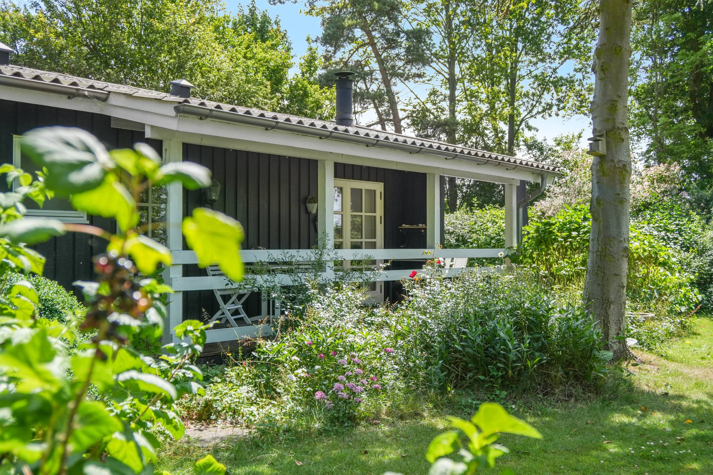 Idyllisk sommerhus på Nordlangeland billede 3