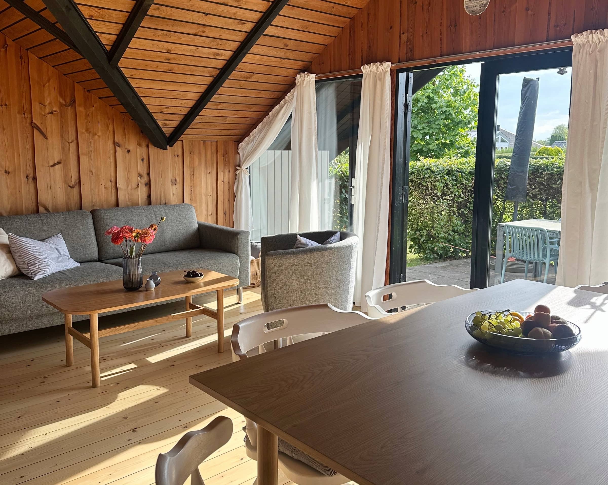 Hyggeligt naturskønt sommerhus- nyt køkken og bad billede 2