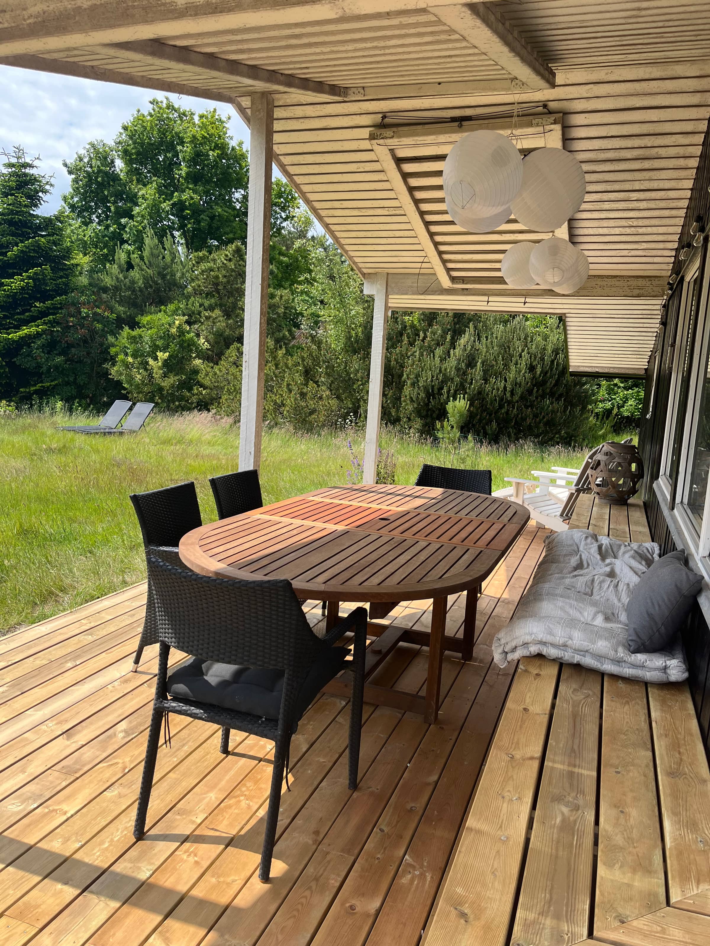 Klassisk sommerhus tæt på stranden i Nødebohuse billede 3