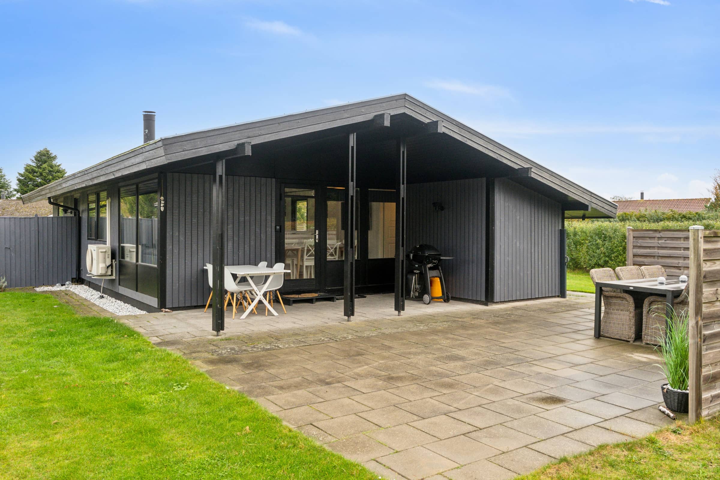 Hyggeligt sommerhus i Marielyst billede 2