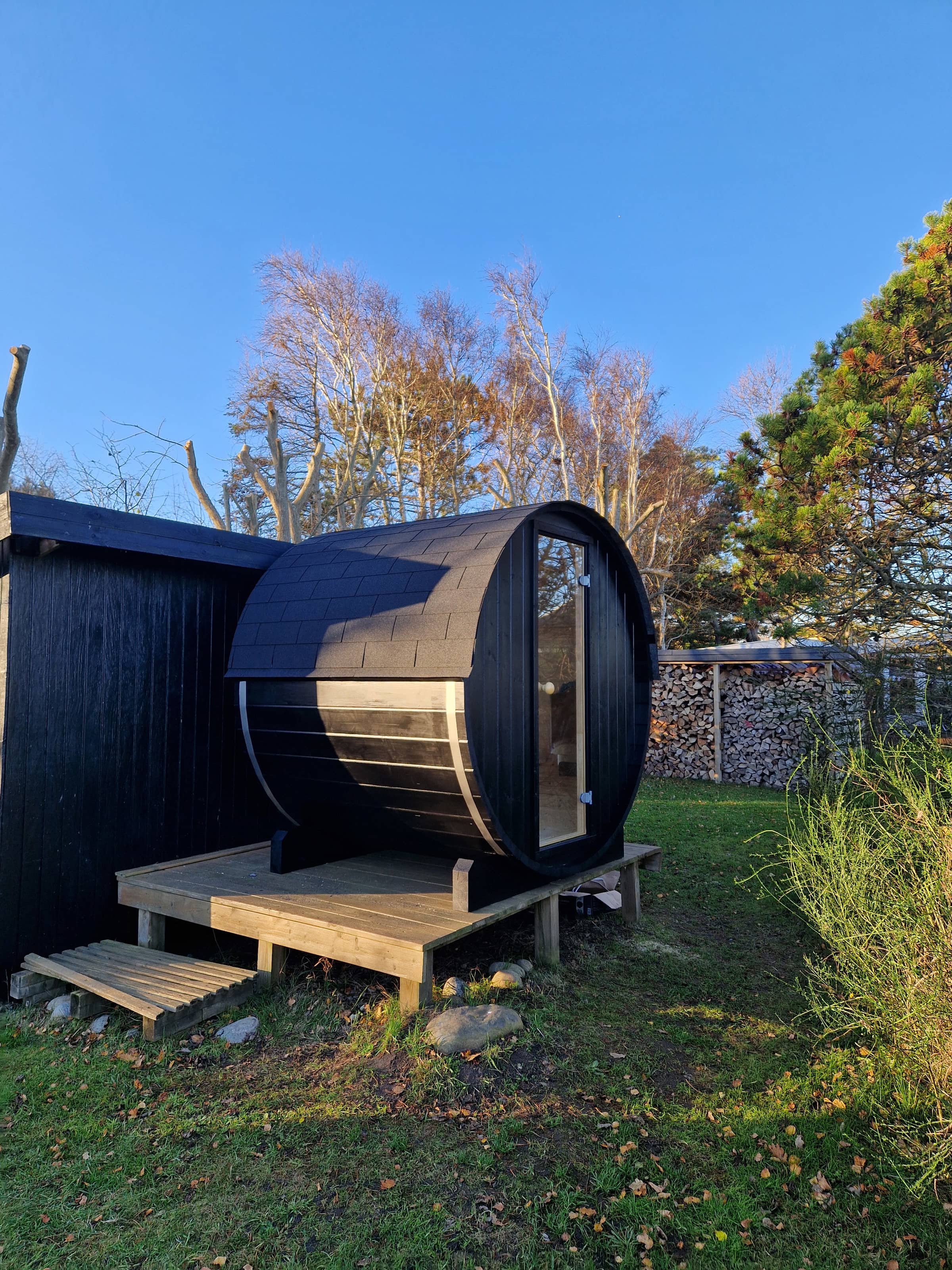 Nyrenoveret feriehus m. havudsigt, 50m fra strand billede 4