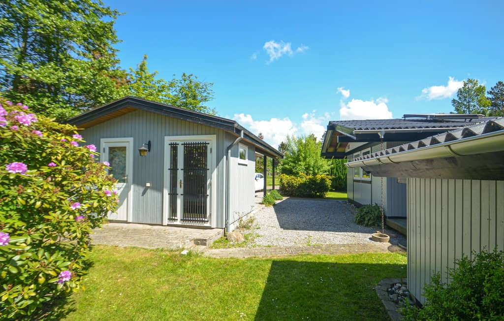 Sommerhus tæt på strand, natur og aktiviteter billede 2