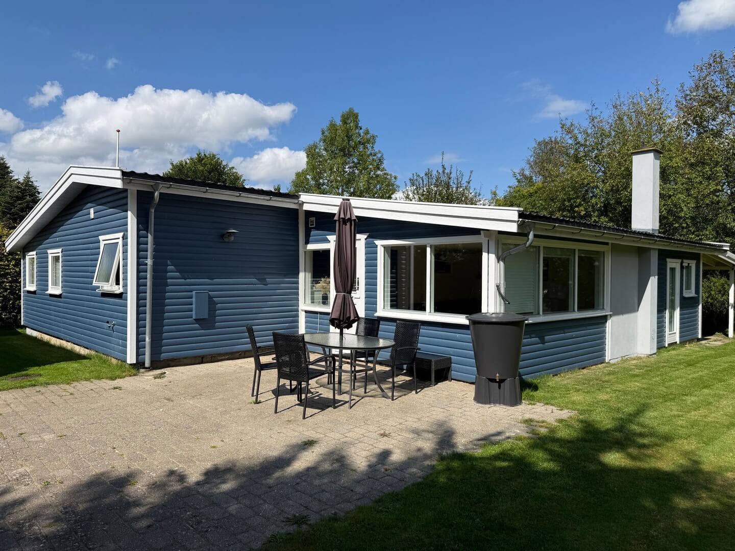 Familievenligt sommerhus nær skov og slot billede 2
