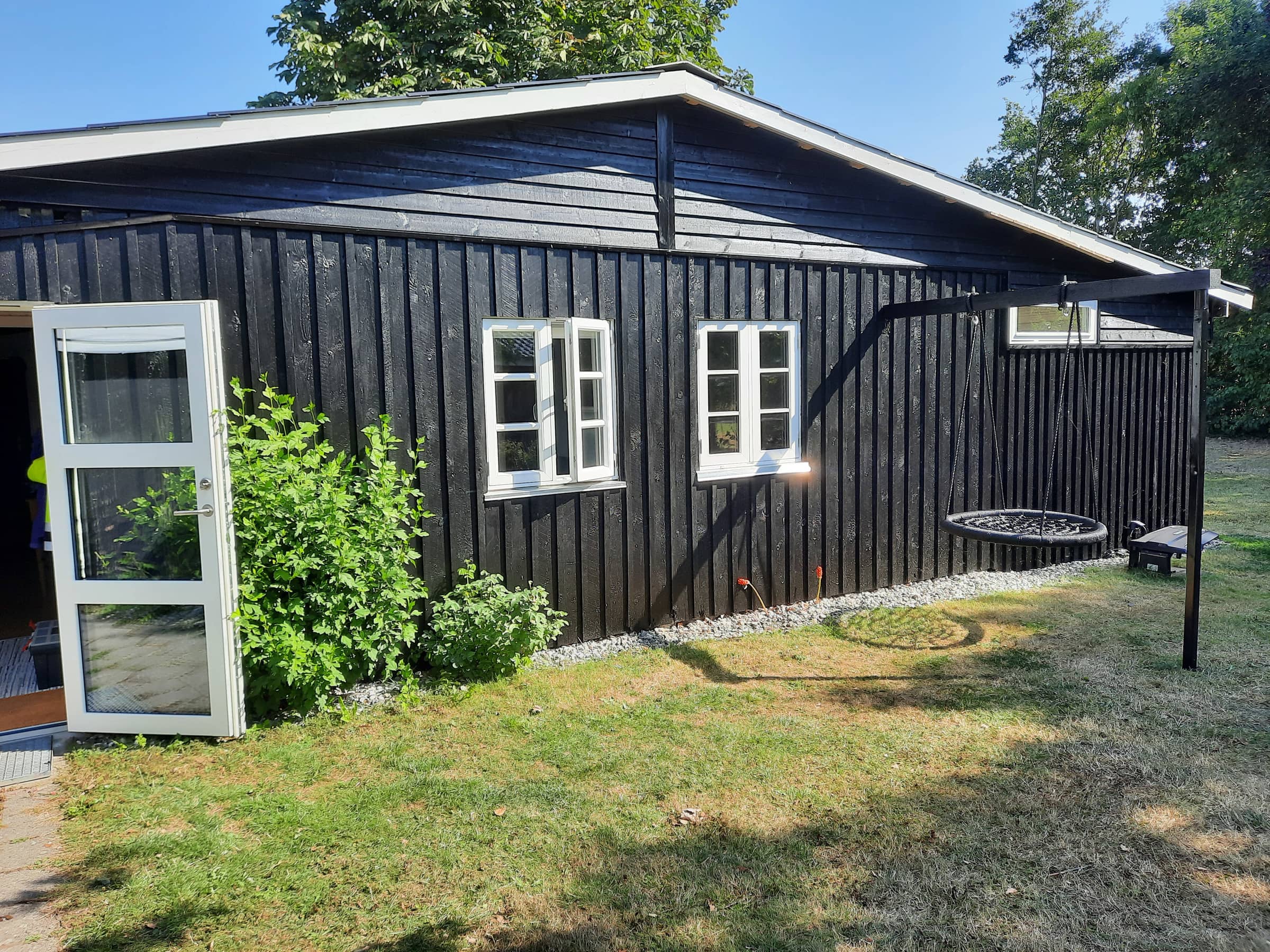 Natur, ro og hygge tæt på skov og strand billede 3