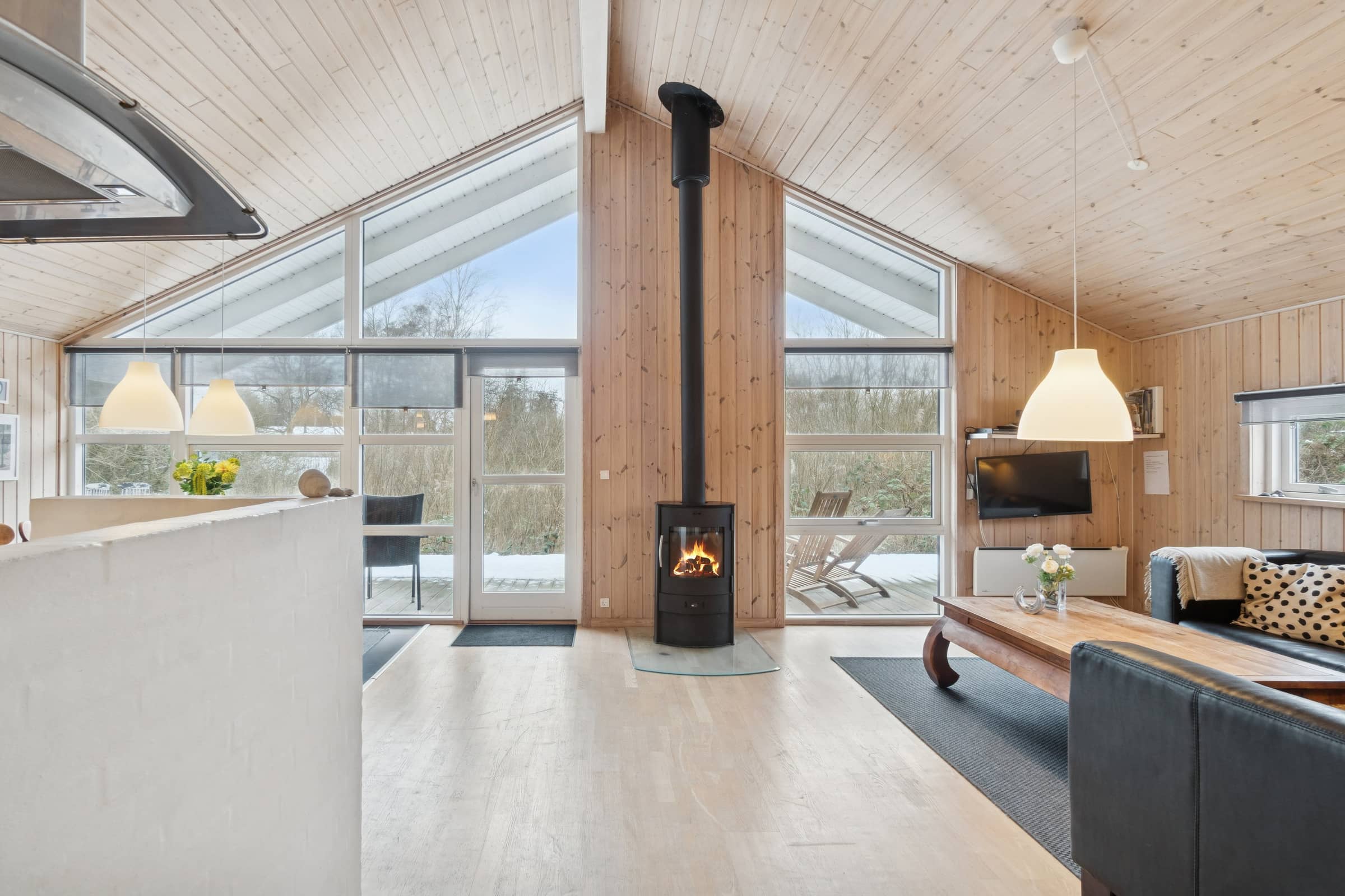 Feriehus med spa og sauna, tæt på natur billede 4