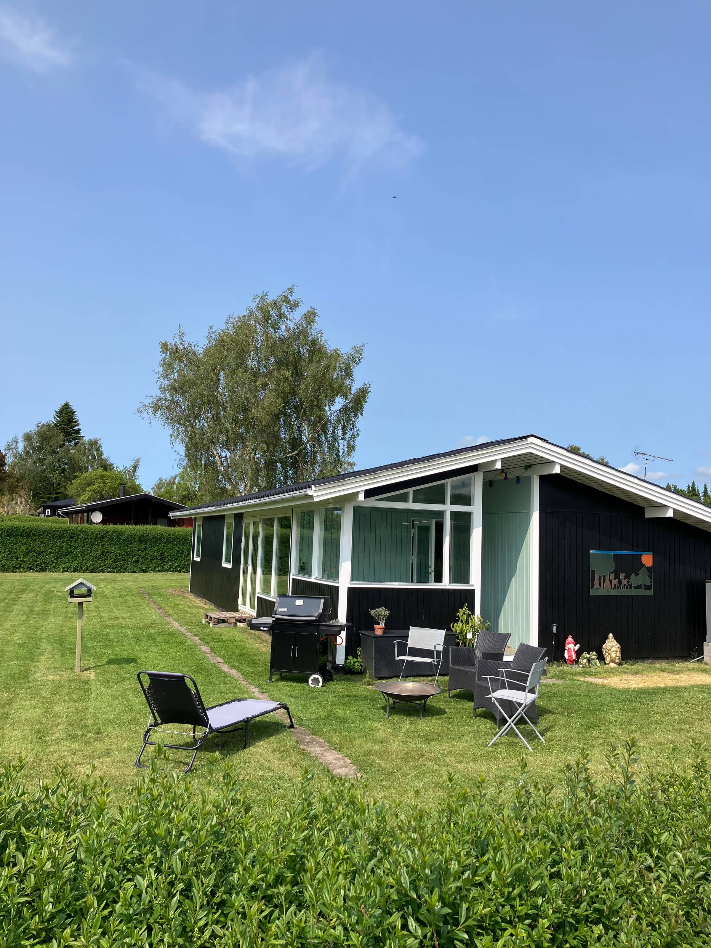Nyrenoveret hus tæt på naturen billede 2