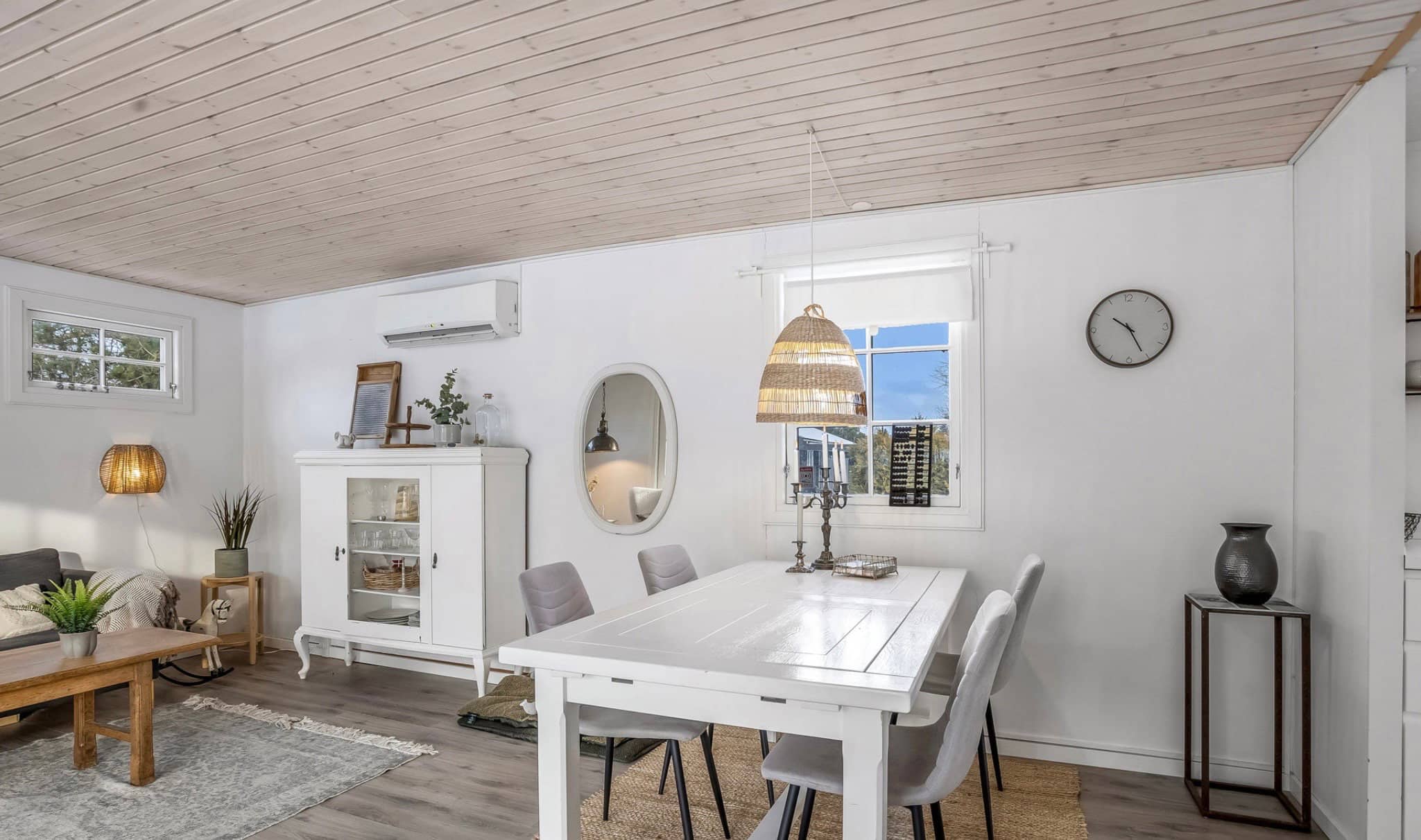 Charmerende nyrenoveret sommerhus i Marielyst billede 4