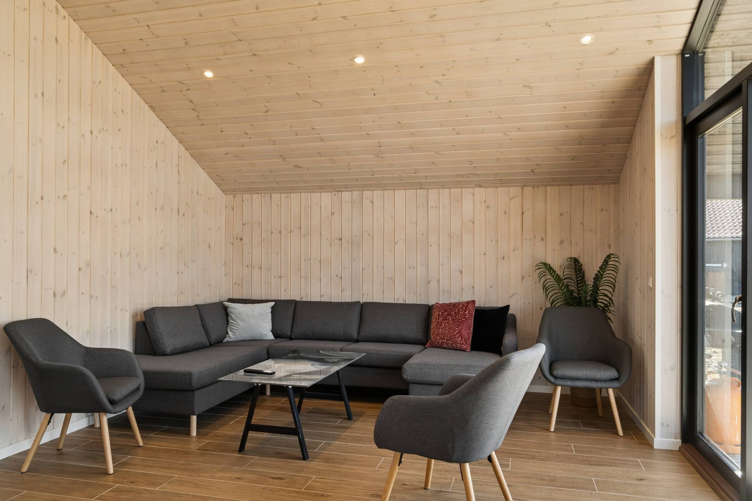 Moderne sommerhus med spa og plads til 10 billede 3