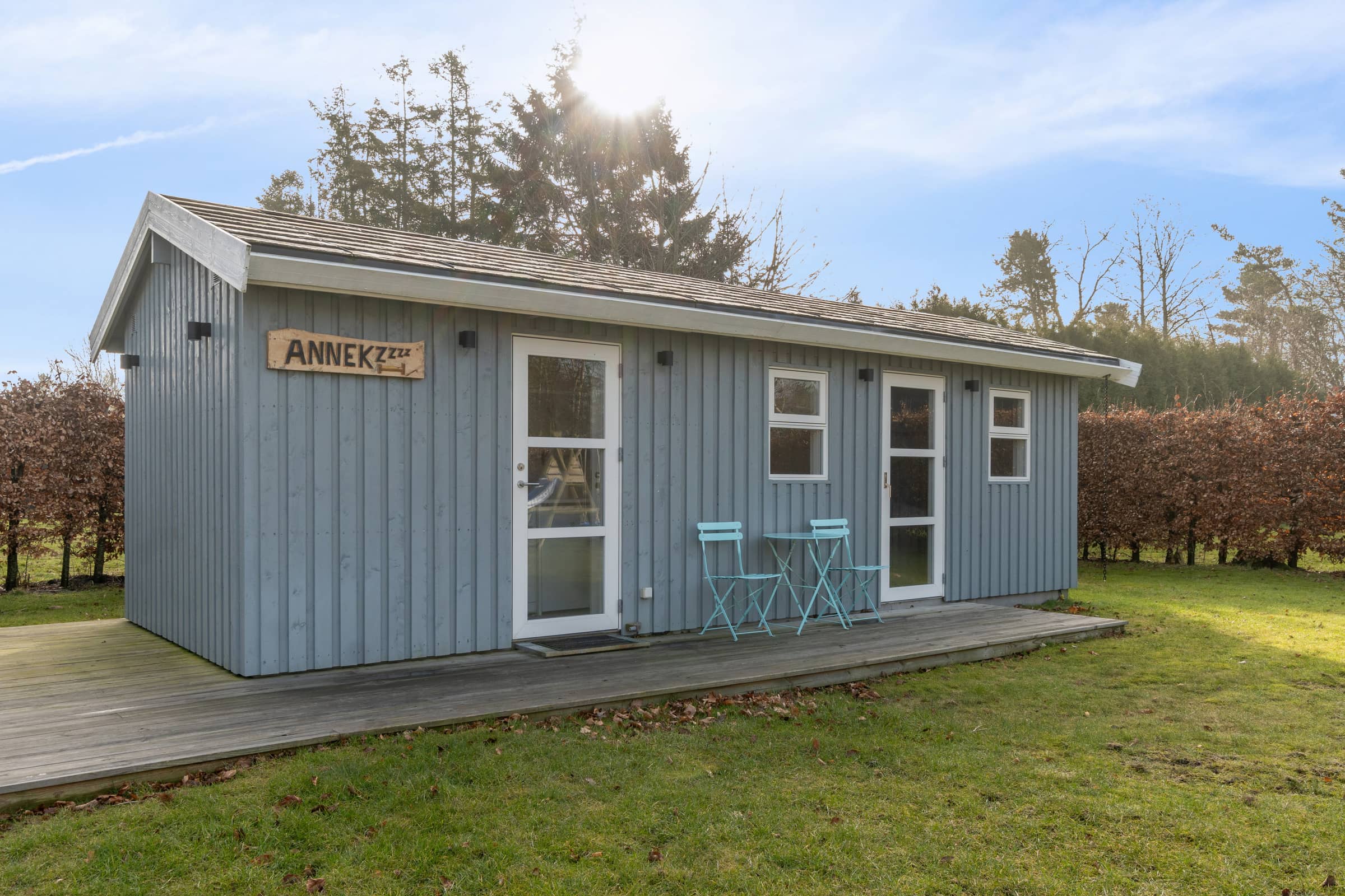 Hyggeligt sommerhus med anneks tæt på Hou og hav billede 3