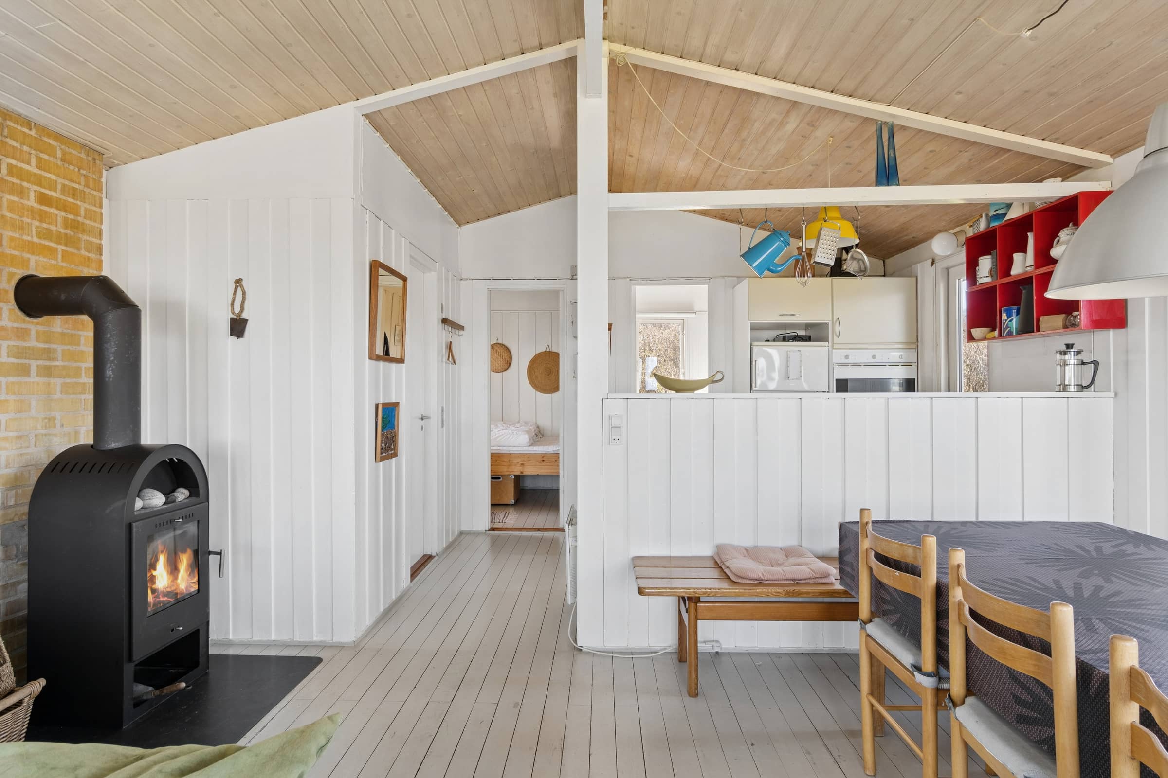 Hyggeligt sommerhus med havudsigt billede 4