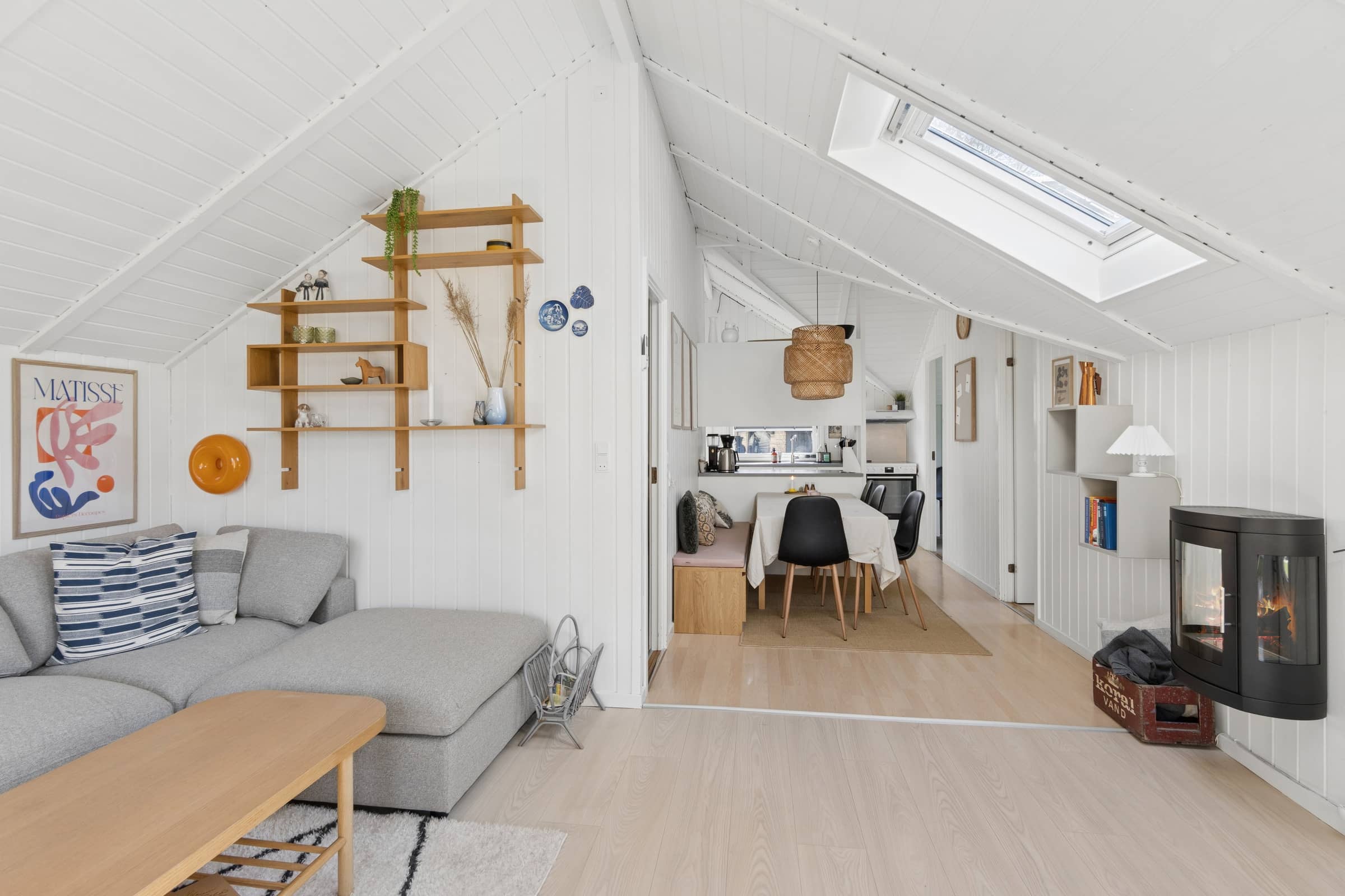 Dejligt sommerhus -tæt på skøn strand billede 2