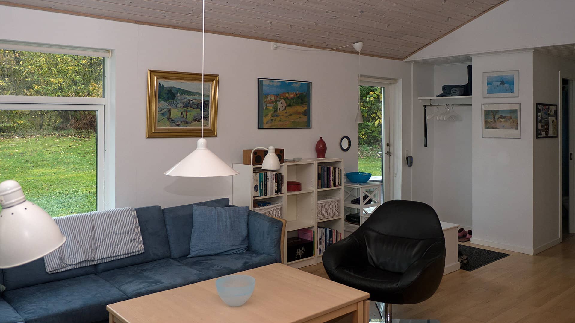 Sandkås med havudsigt, sandstrand og klipper billede 5