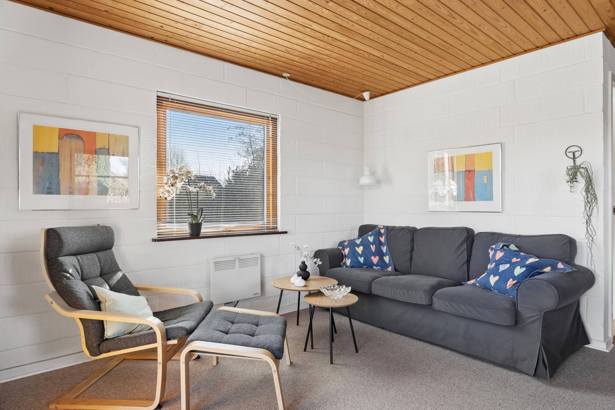 Hyggeligt sommerhus til 6 pers. tæt på strand/hav billede 2