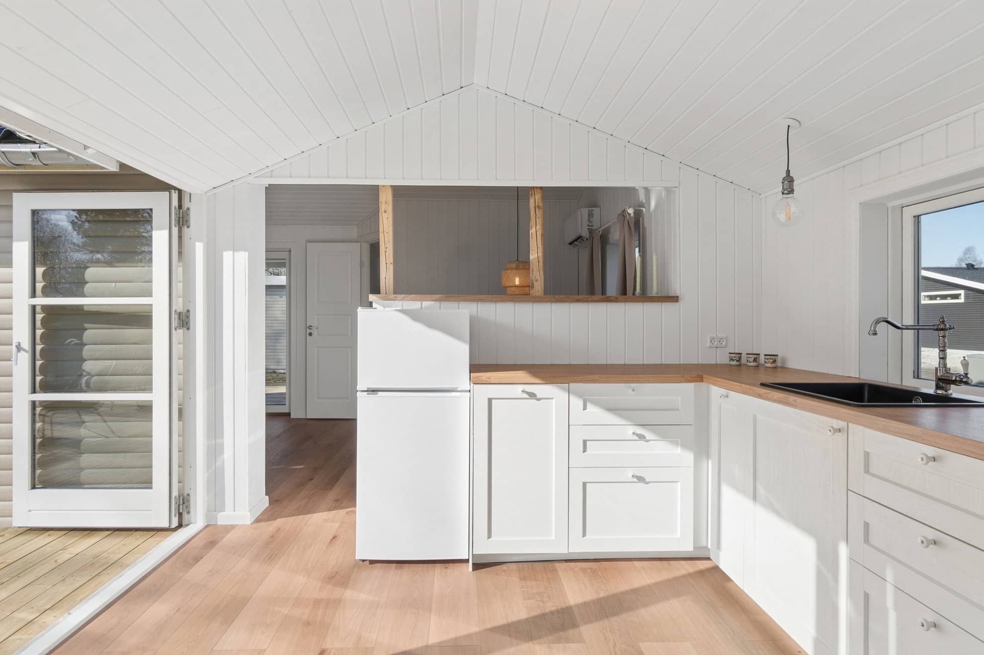 Hyggeligt sommerhus tæt på strand og natur liv billede 4