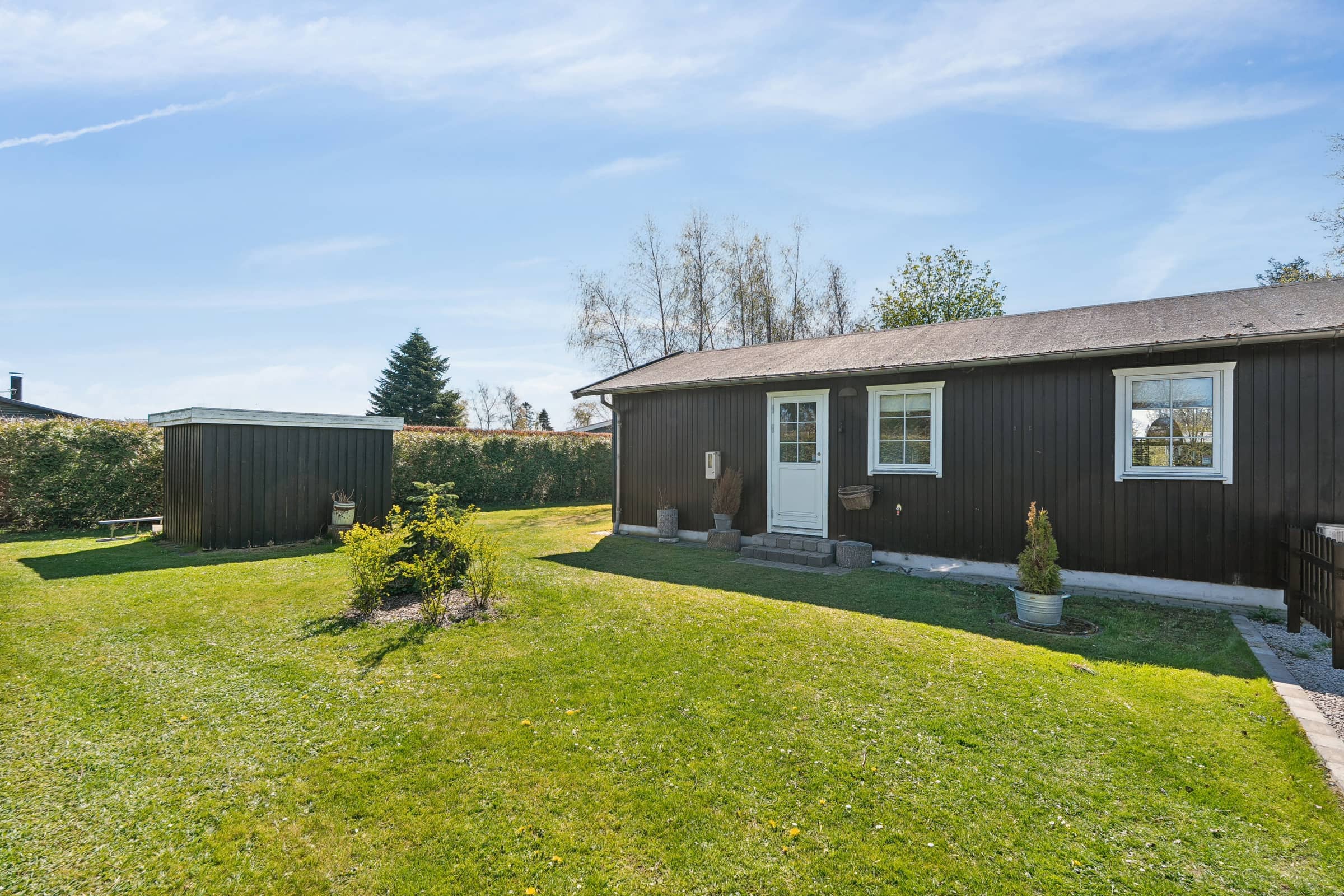 Charmerende nyrenoveret sommerhus i Marielyst billede 2