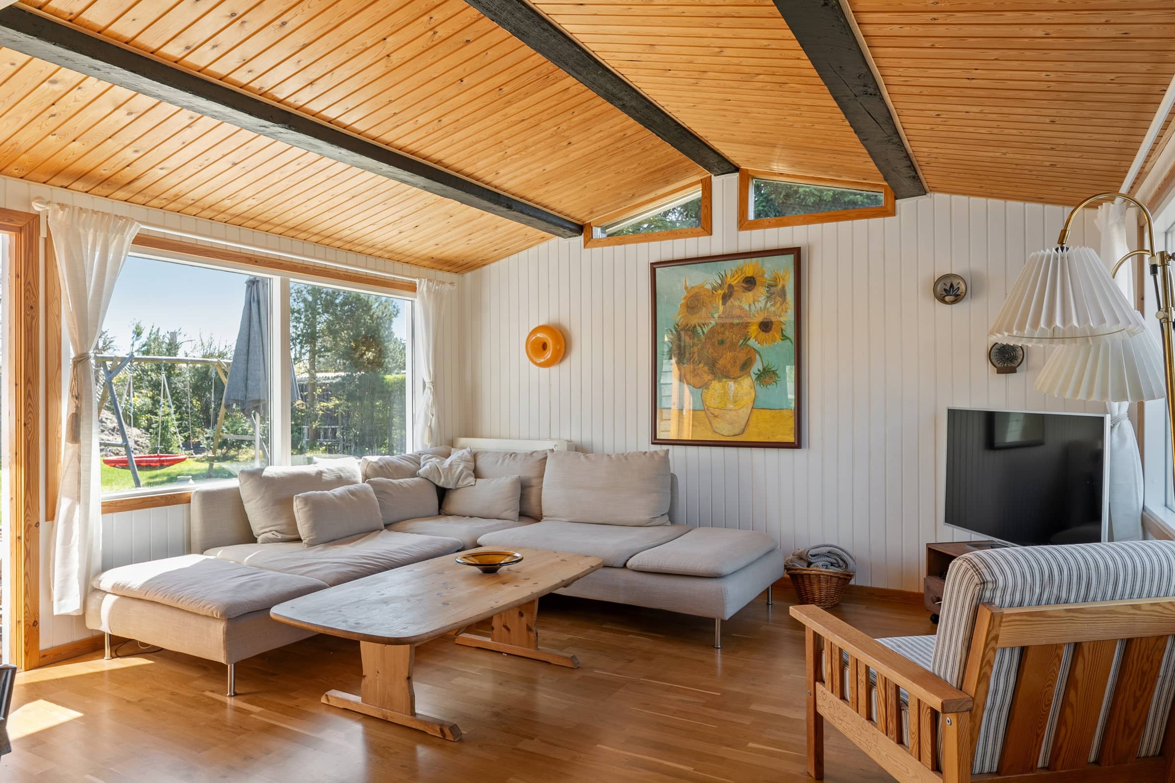 Hyggeligt sommerhus nær strand og oplevelser billede 3
