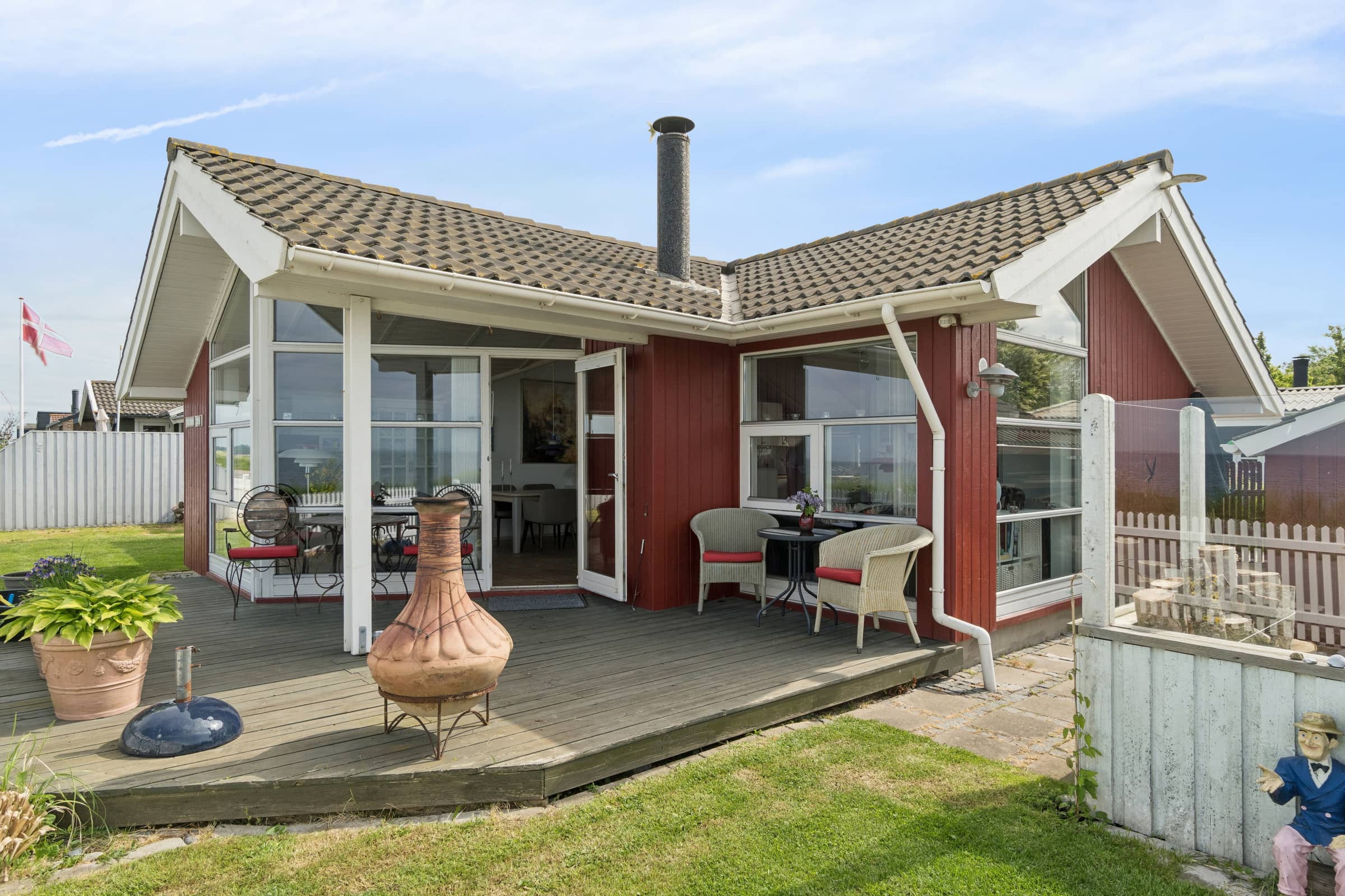 Dejligt sommerhus medudsigt til Kongsmark Strand billede 2