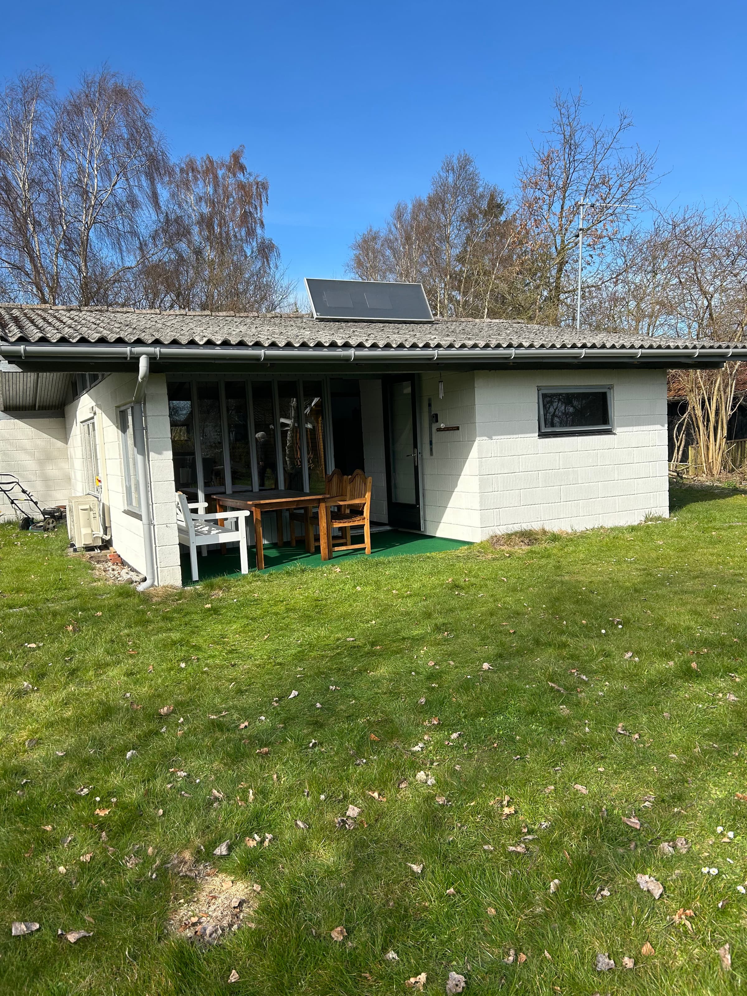 Hyggeligt sommerhus ved Bjerge Strand - billede 1