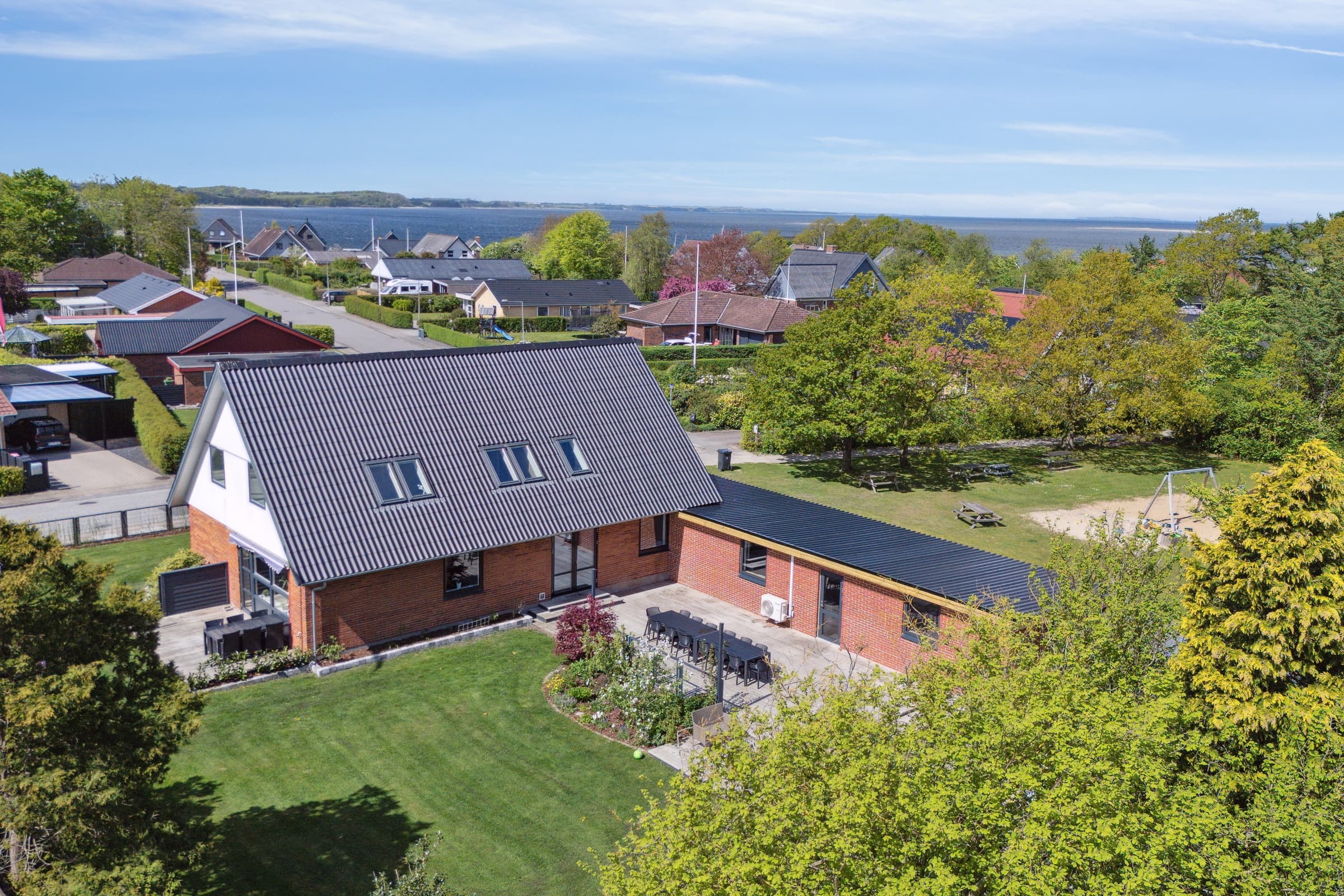 Nær strand og golf, med multirum. - billede 1