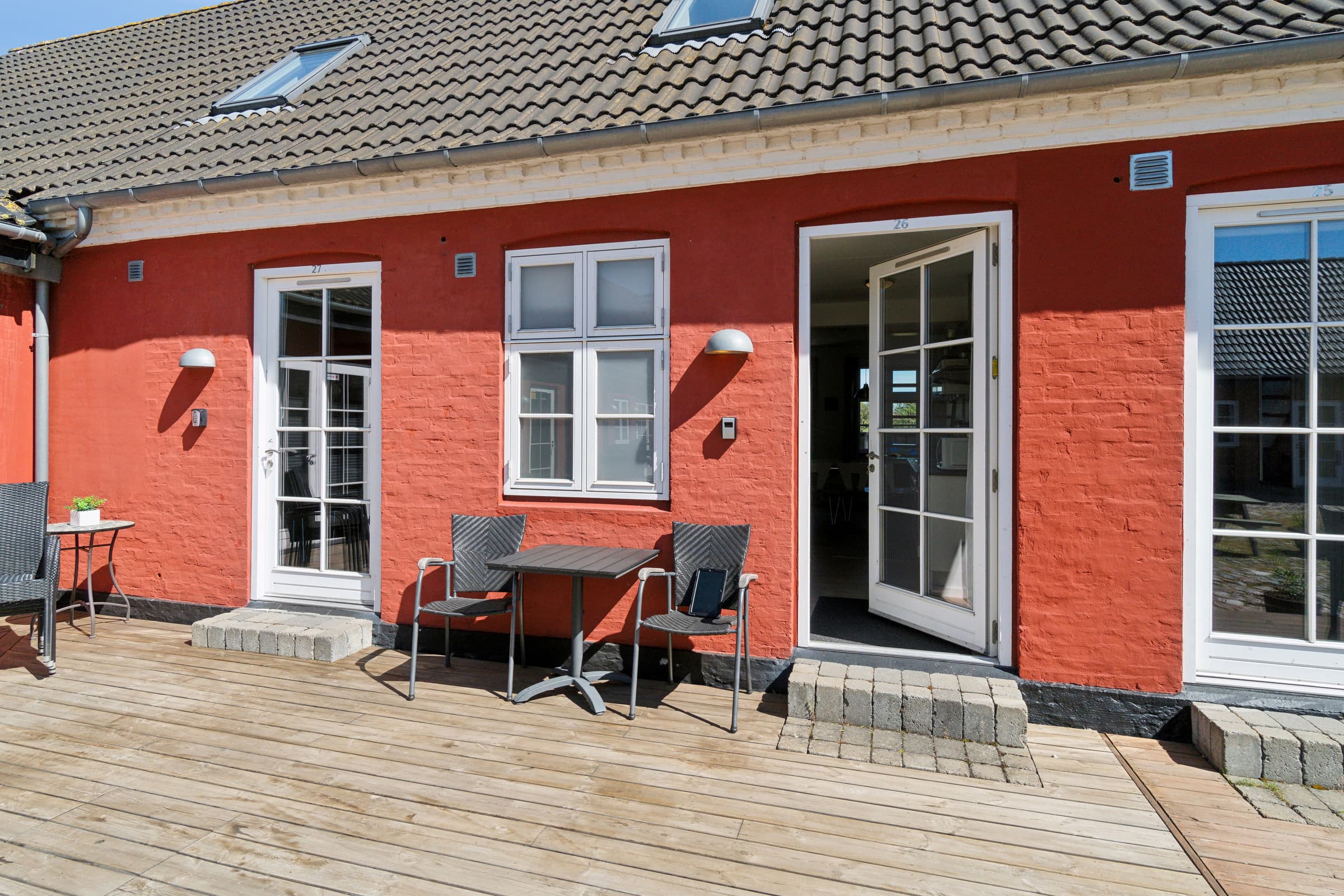 Ferielejlighed til 4 med fælles pool - billede 1