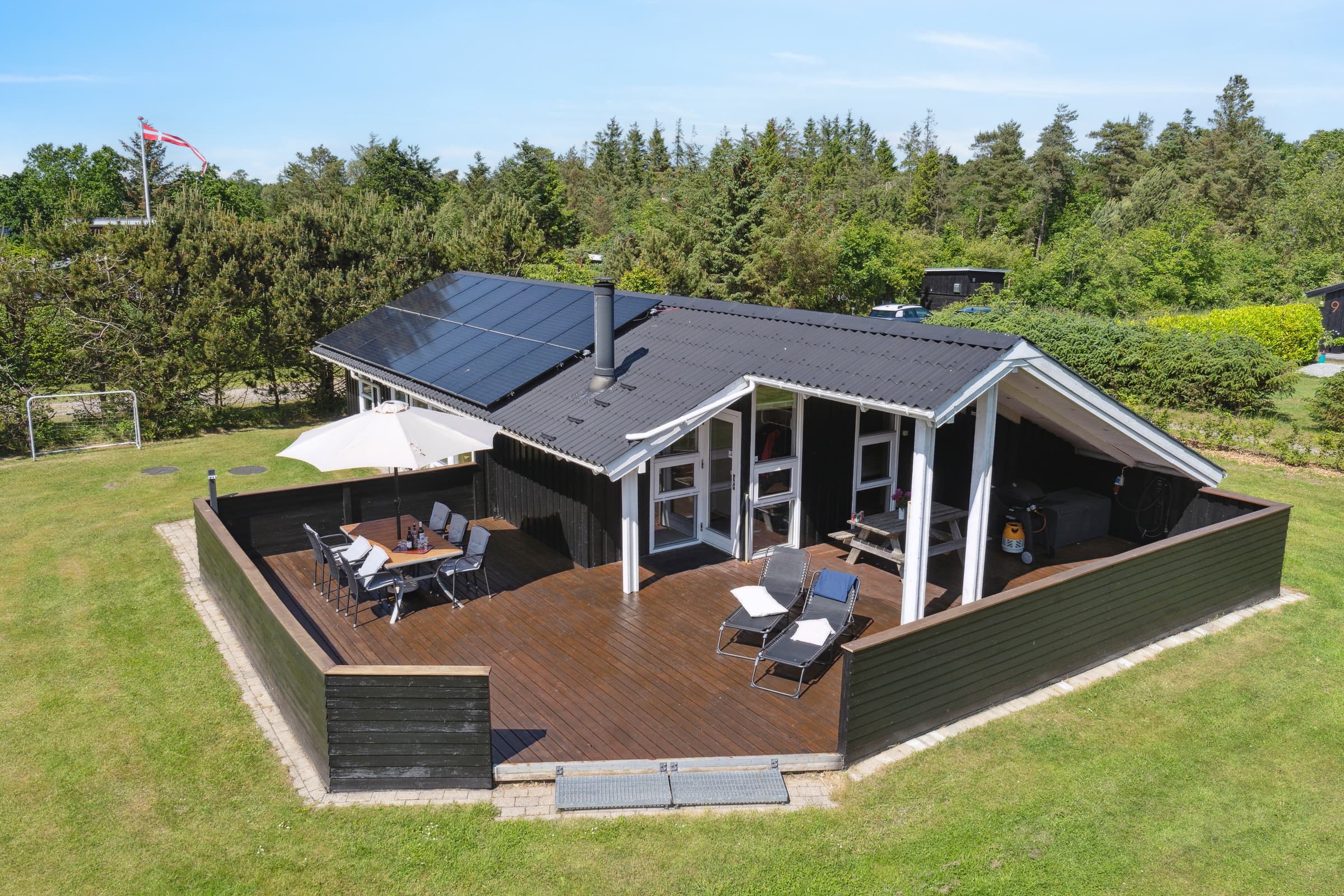 Hyggeligt sommerhus ved Hals - billede 1
