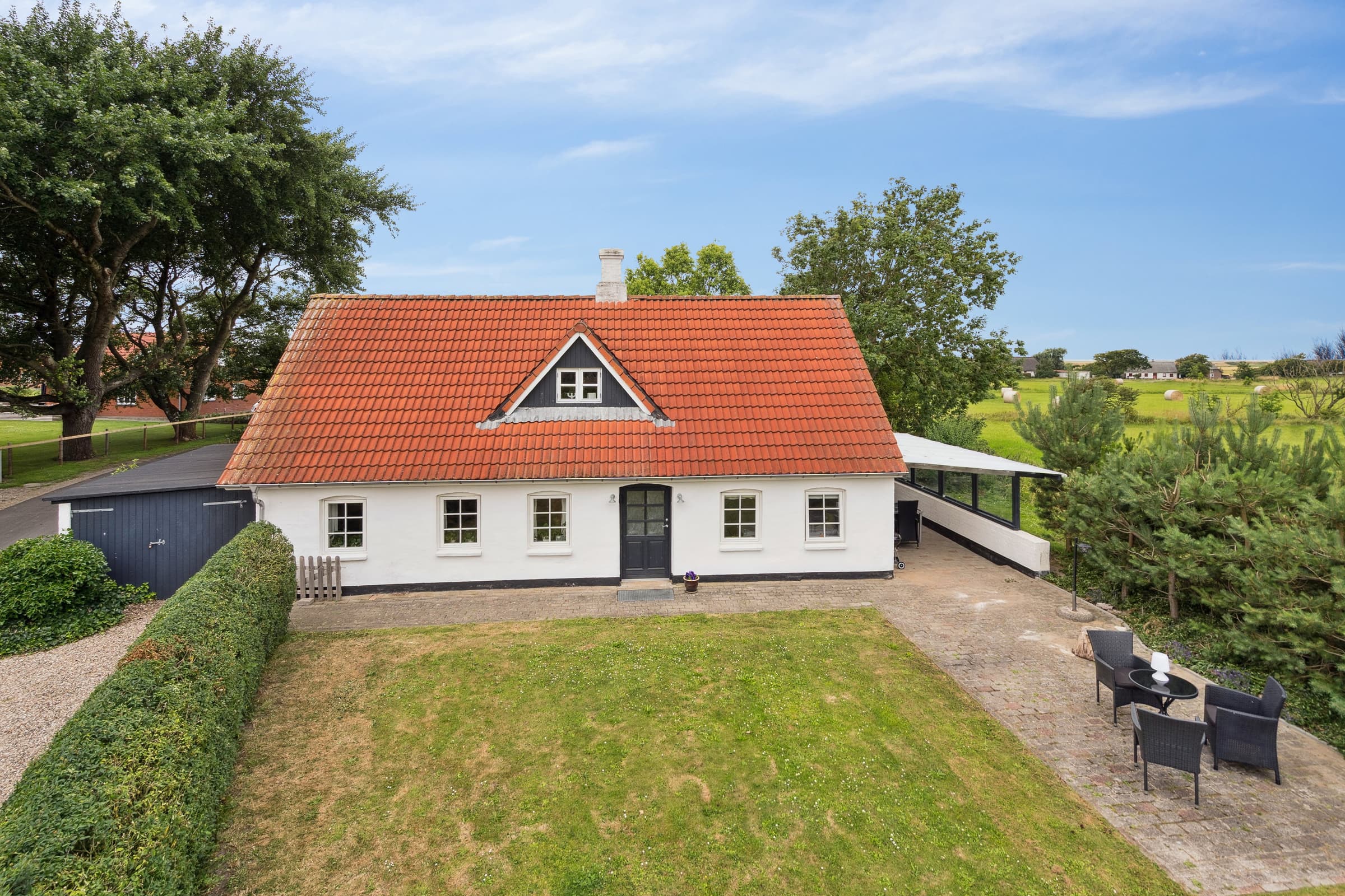 Hyggeligt sommerhus med kig til Vesterhavet - billede 1