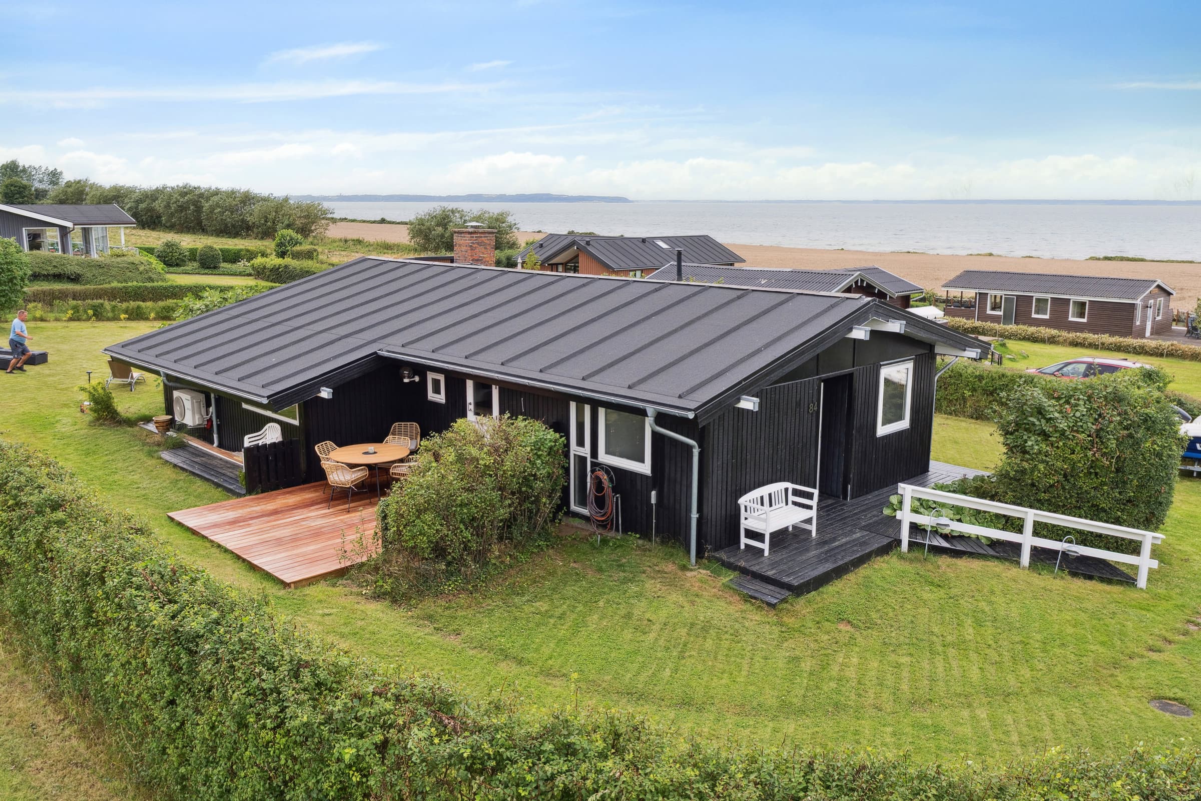 Dejligt sommerhus ved Skåstrup Strand m havudsigt - billede 1