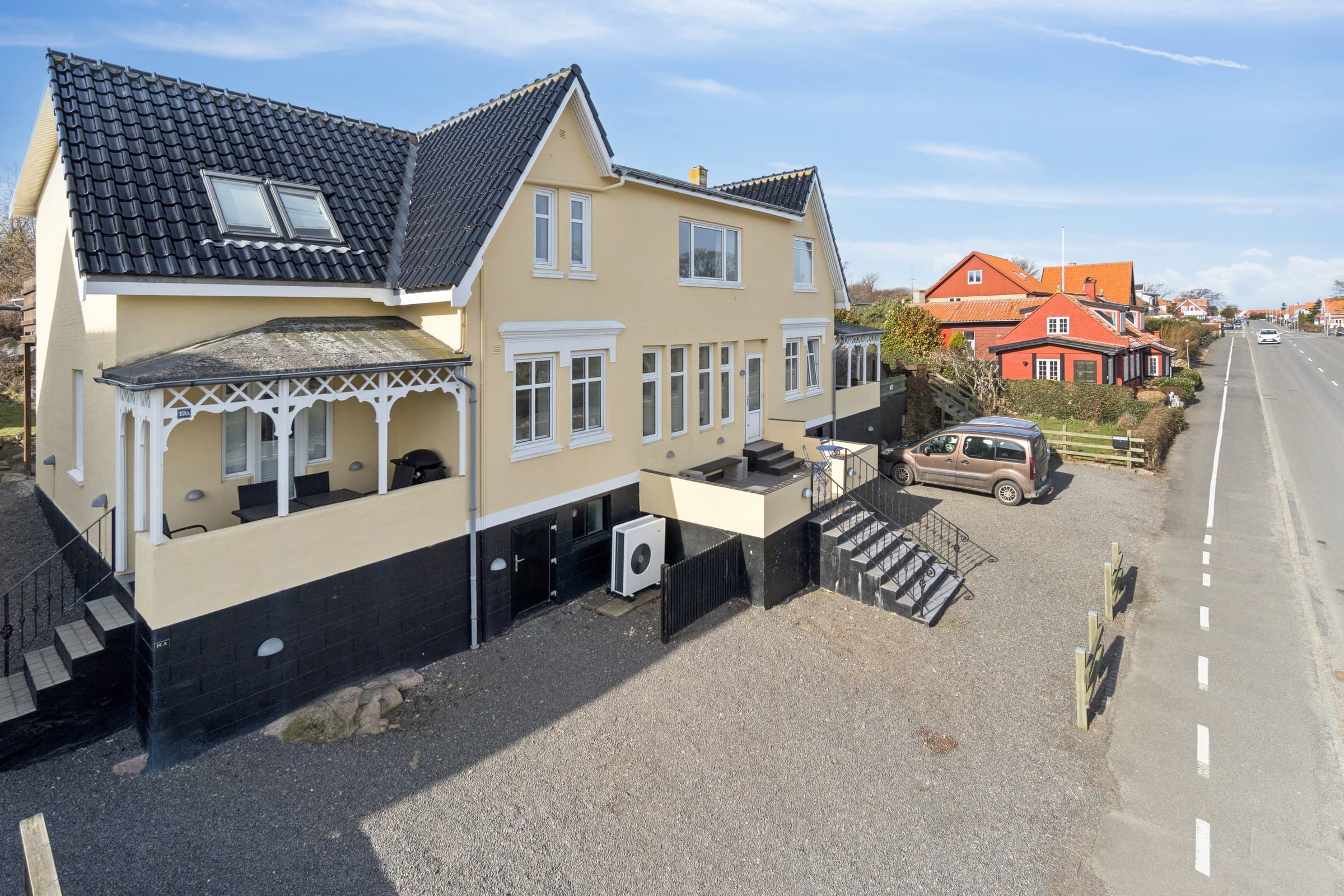 Lys lejlighed med fri udsigt til Østersøen - billede 1