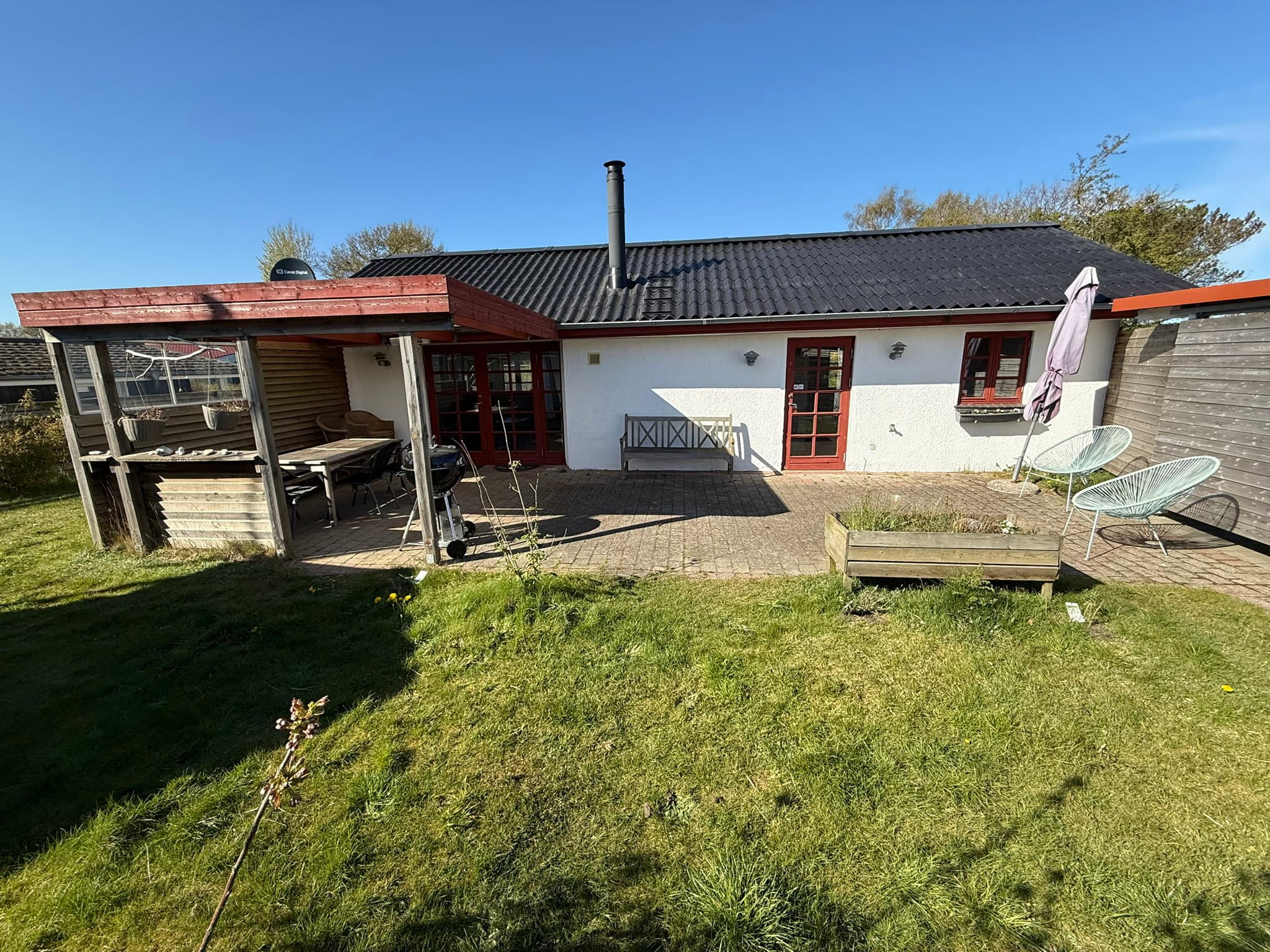 Sommerhus der oser af hygge og komfort.  - billede 1